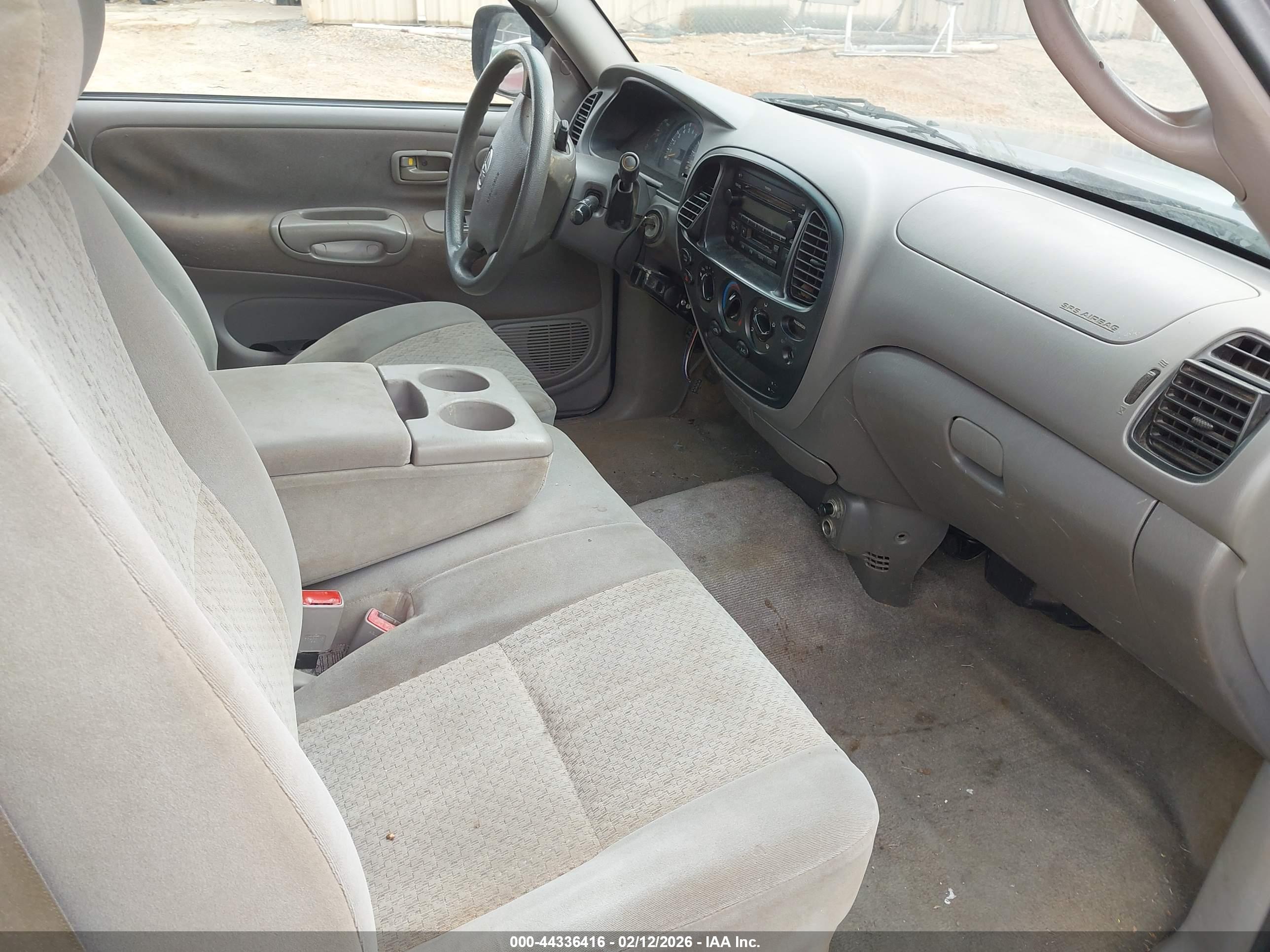 TOYOTA TUNDRA image 5