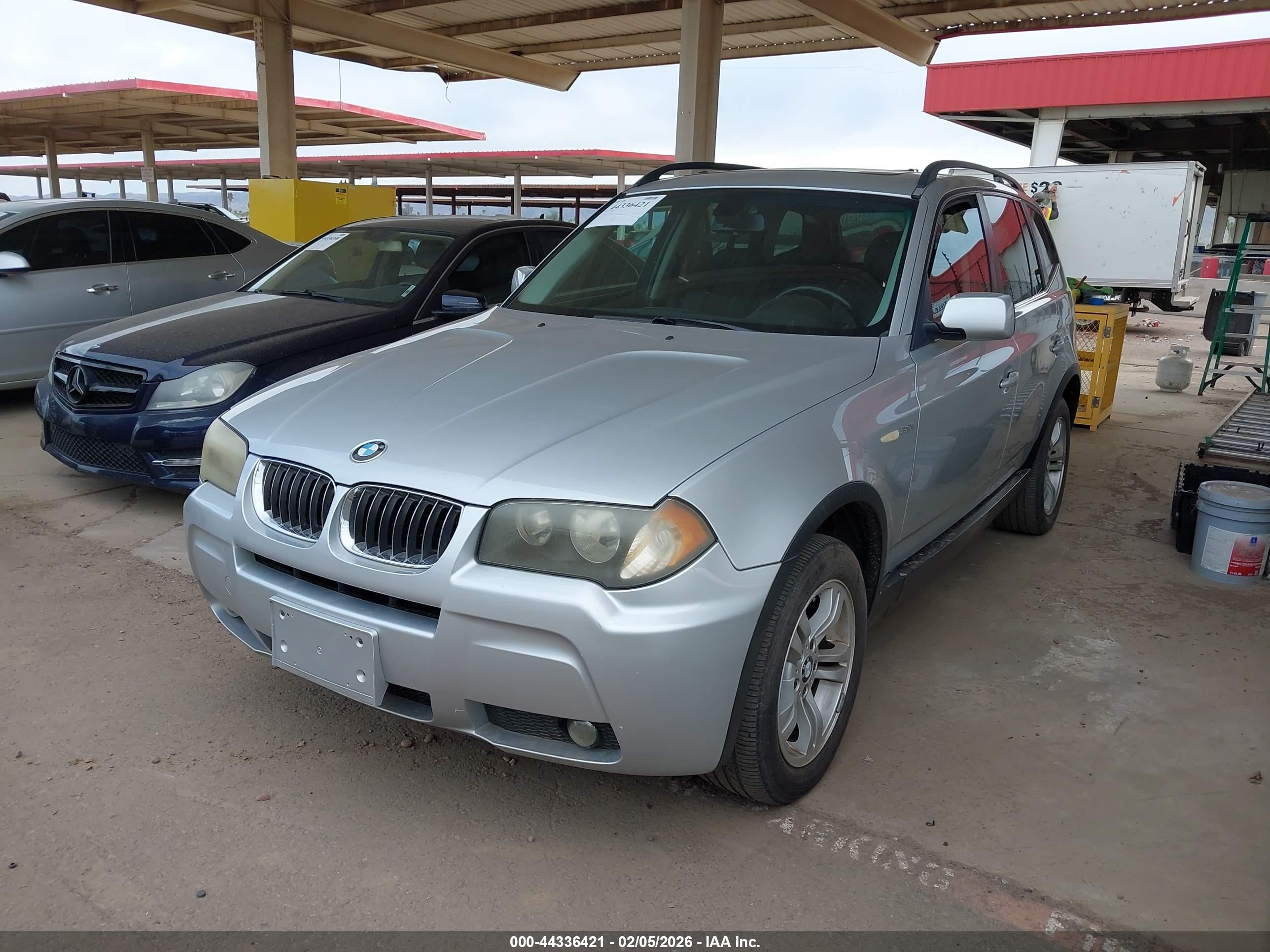 BMW X3 image 2