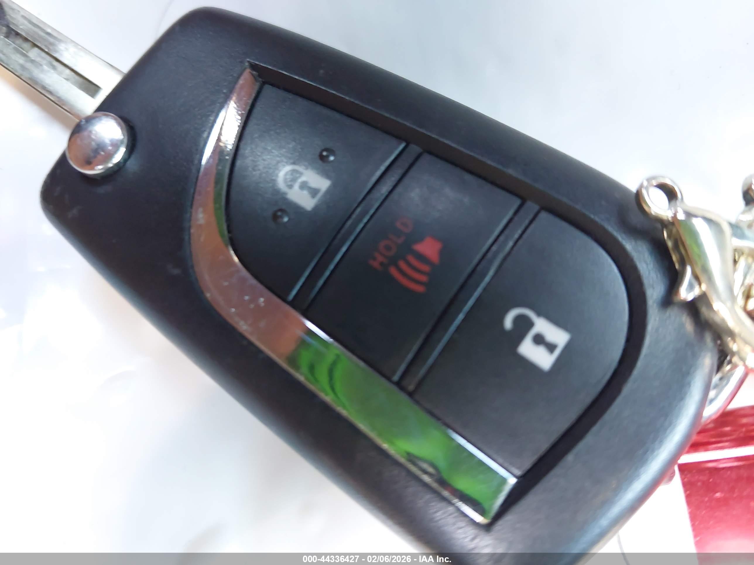 TOYOTA RAV4 image 11
