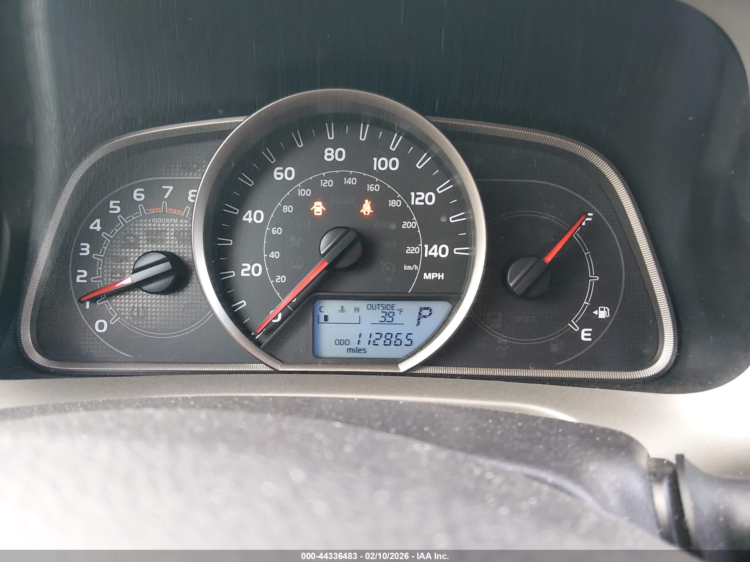 TOYOTA RAV4 image 7