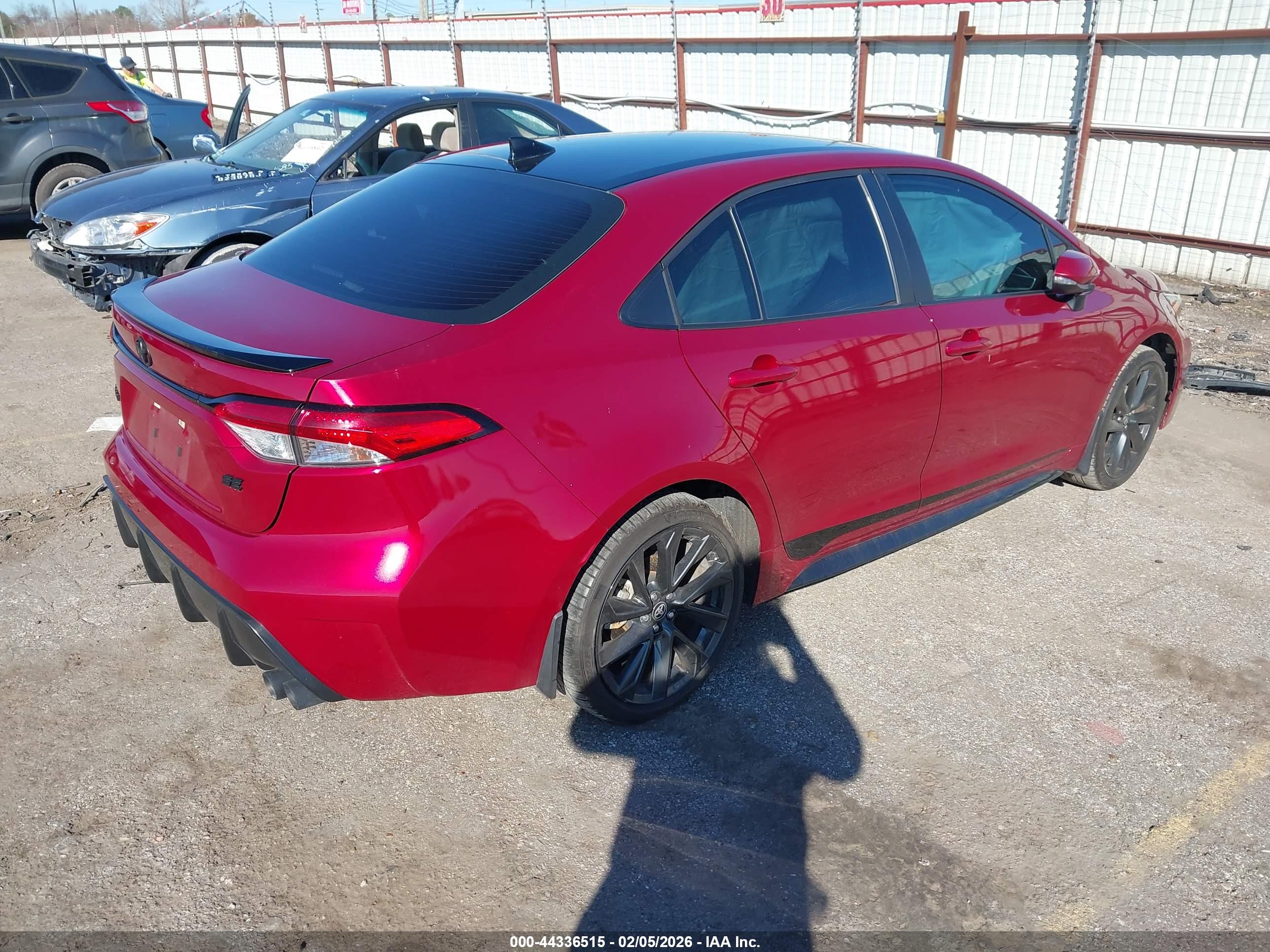 TOYOTA COROLLA image 4
