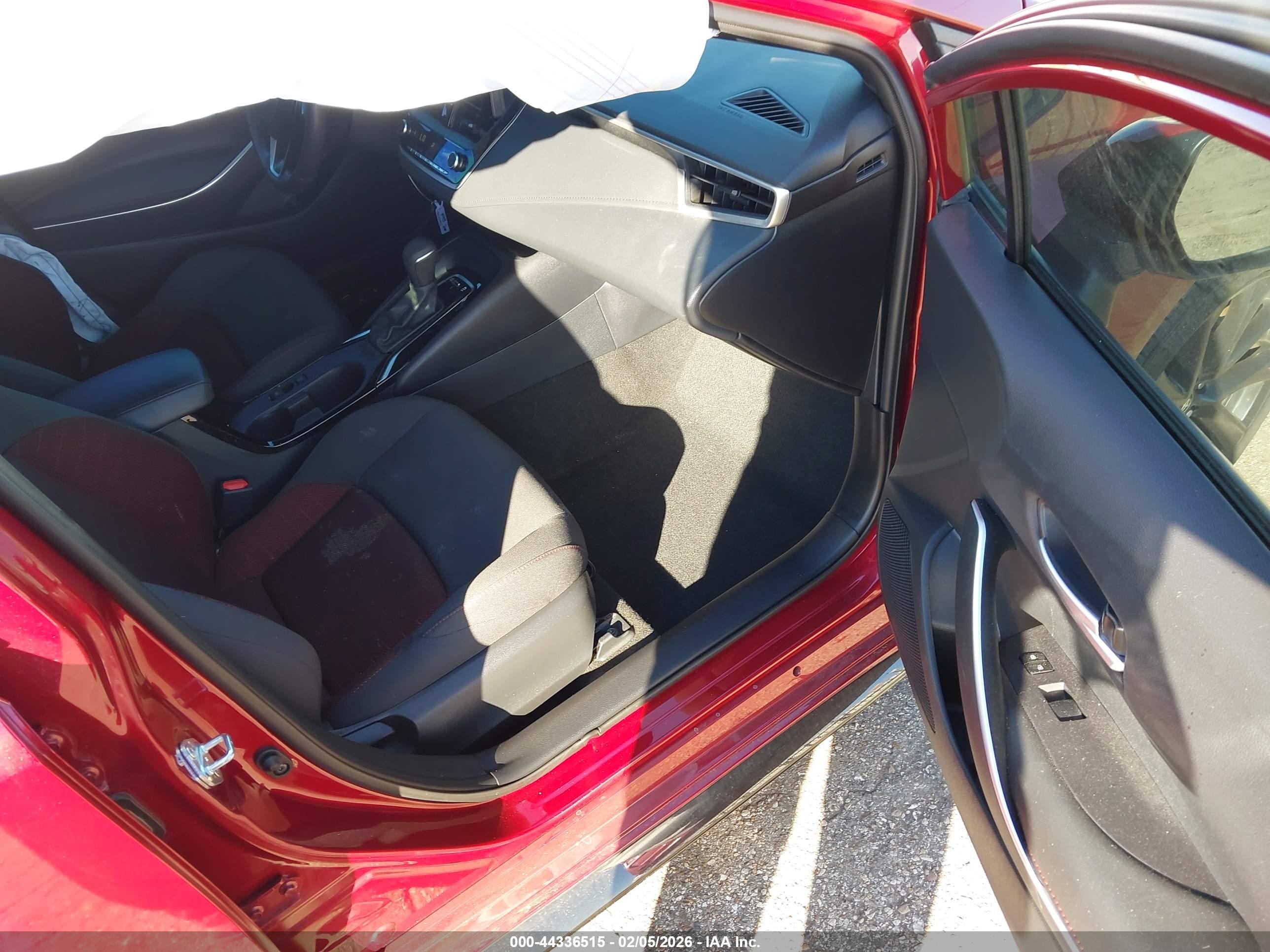 TOYOTA COROLLA image 5