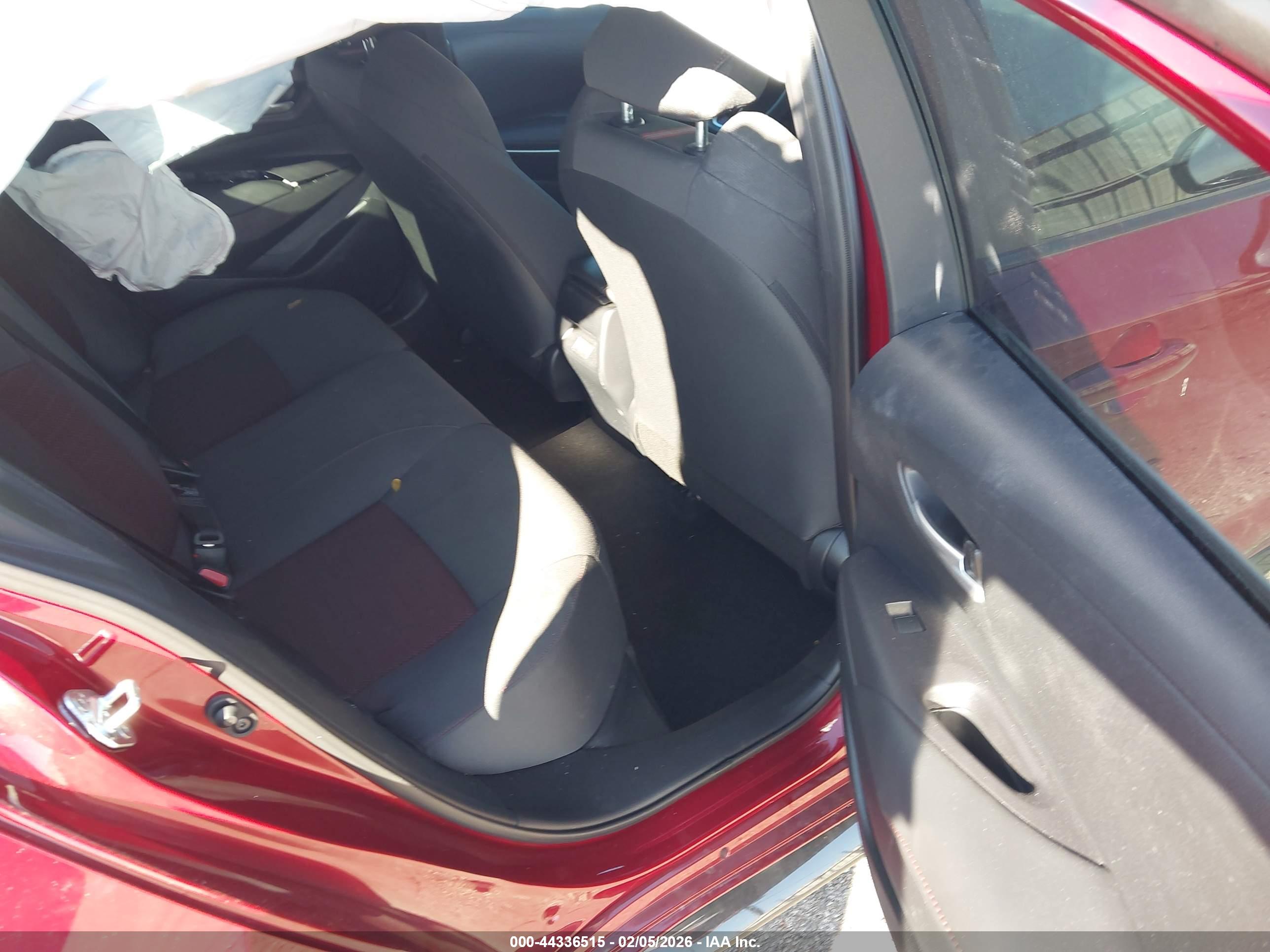TOYOTA COROLLA image 8