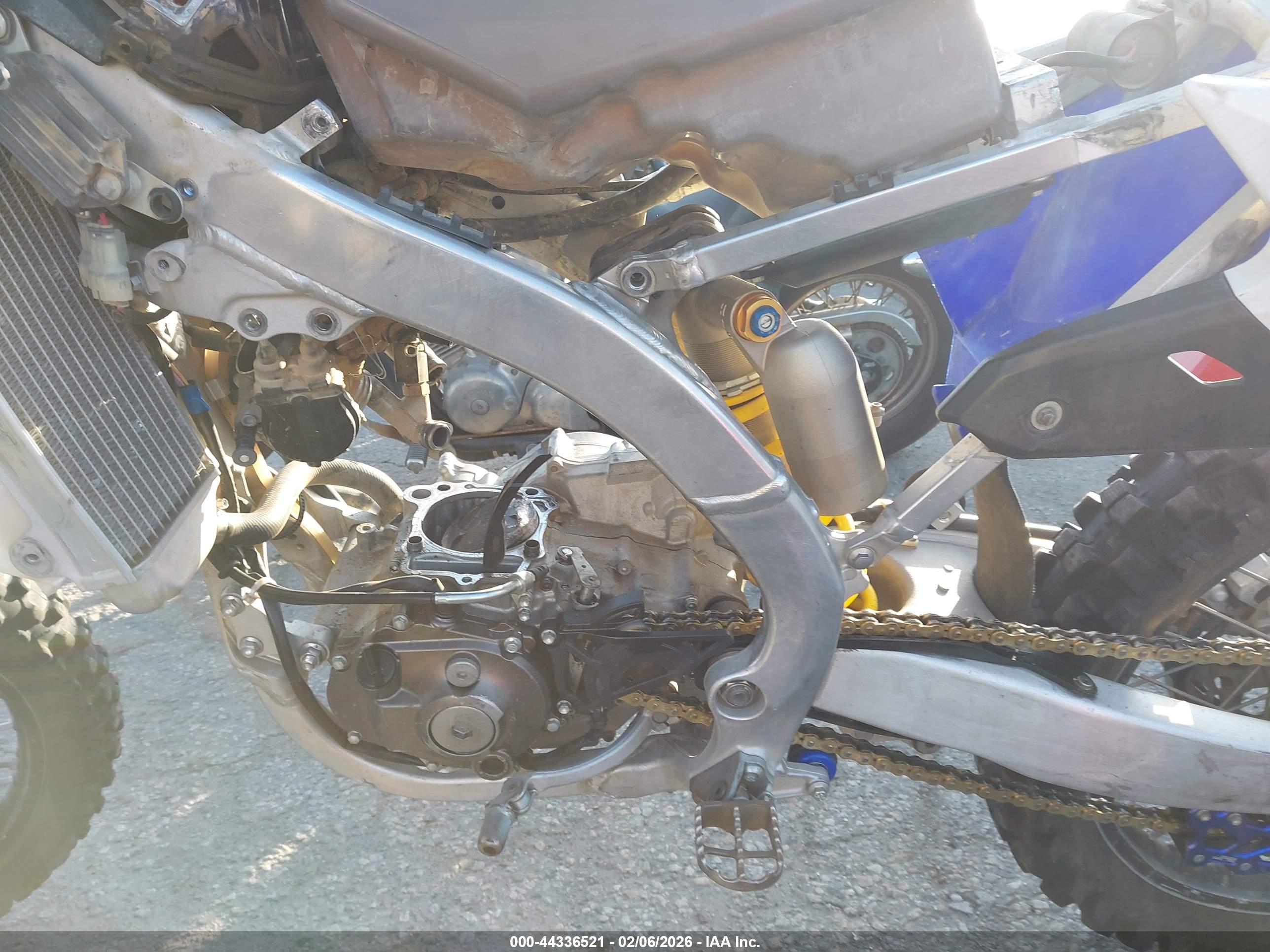 YAMAHA YZ250 image 9