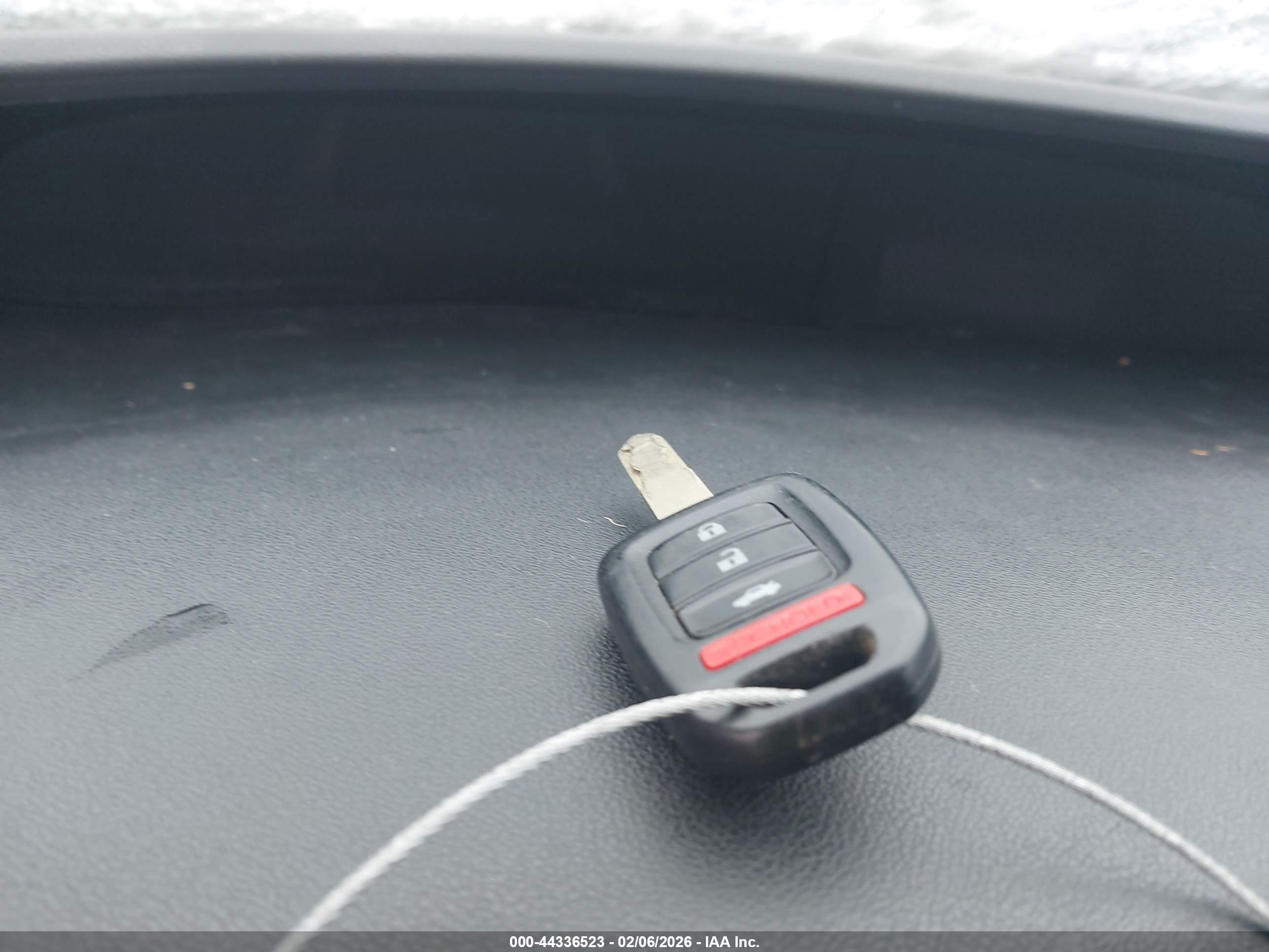 HONDA CIVIC image 11