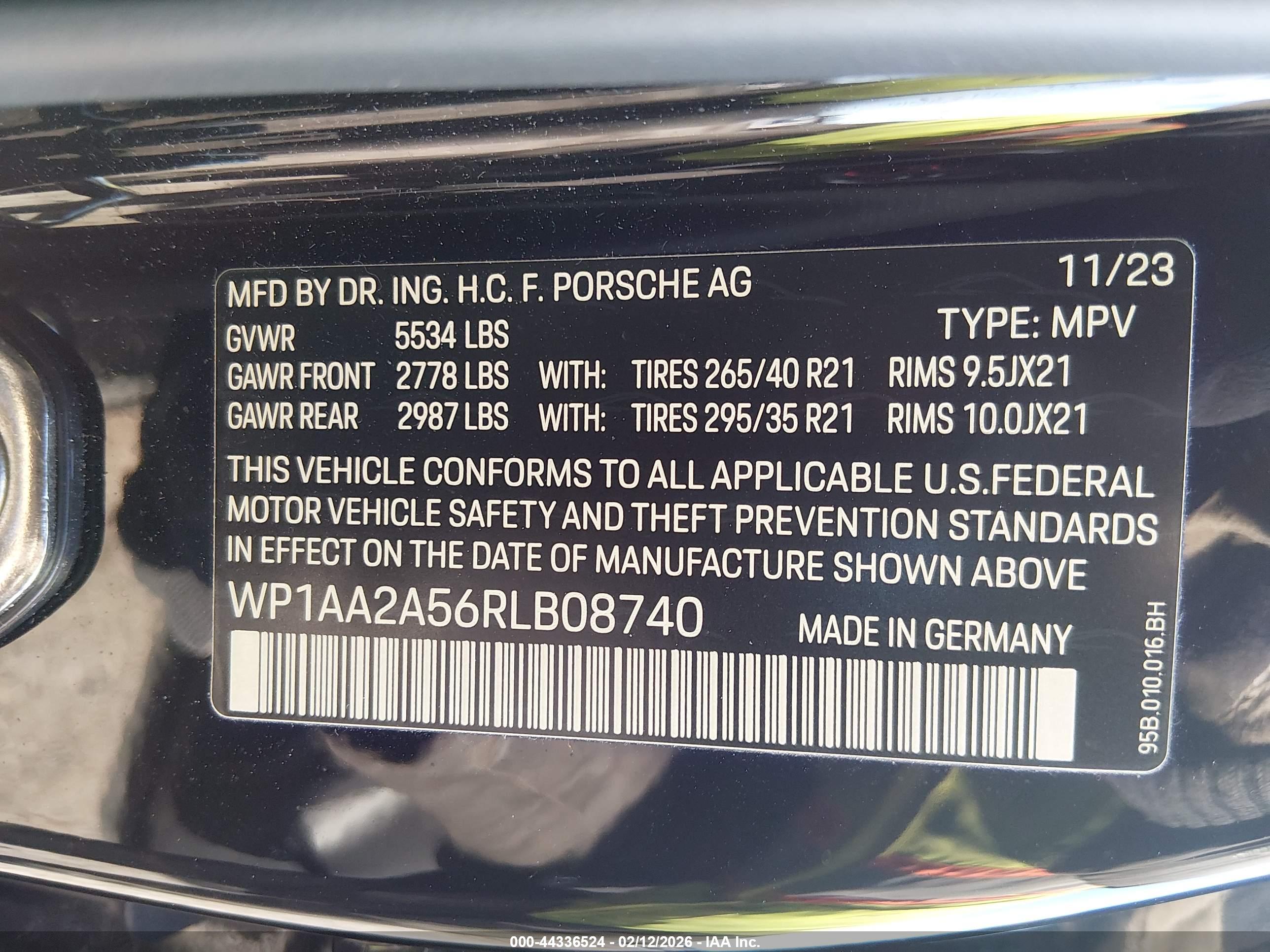 PORSCHE MACAN image 9