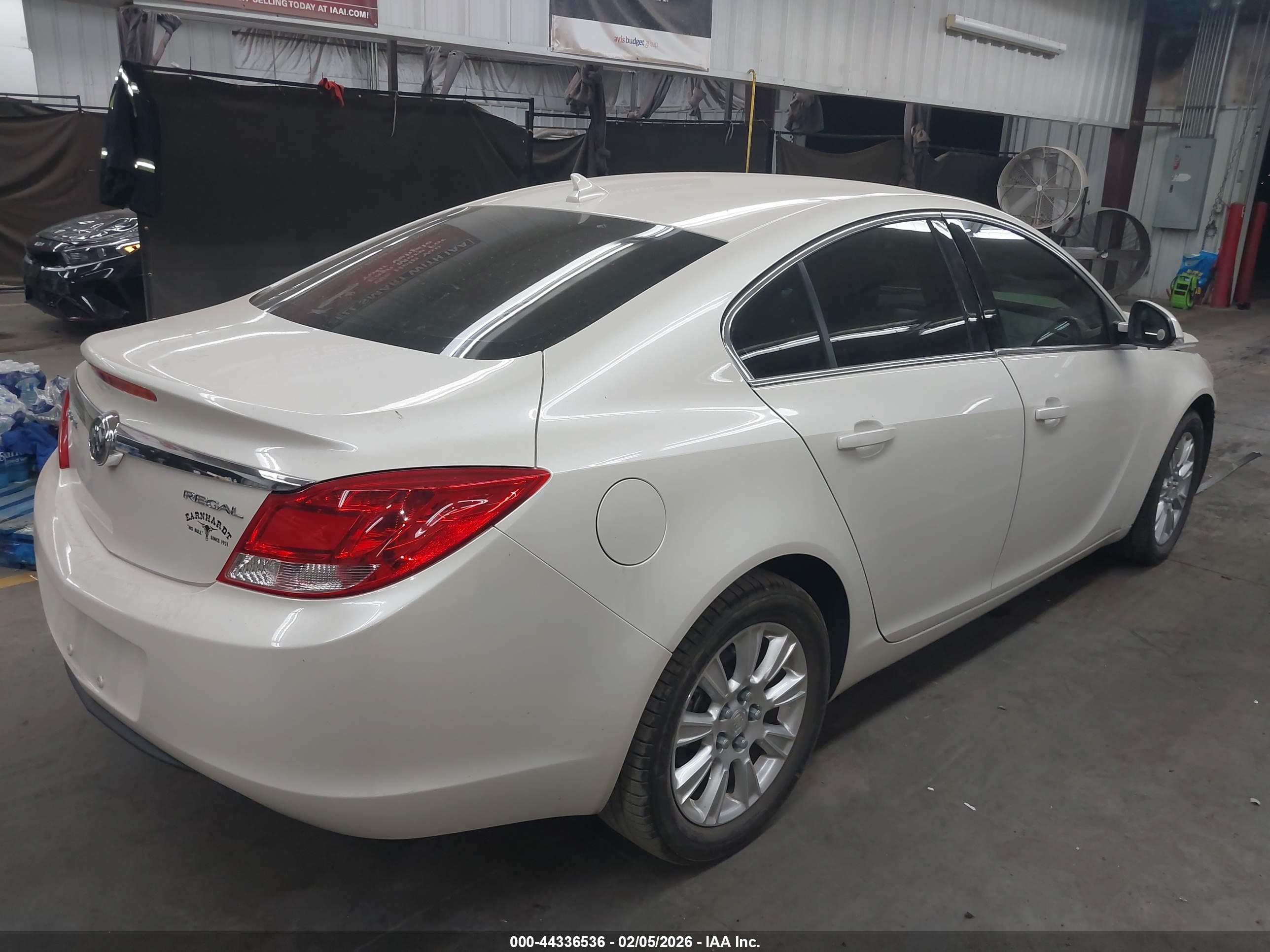 BUICK REGAL image 4