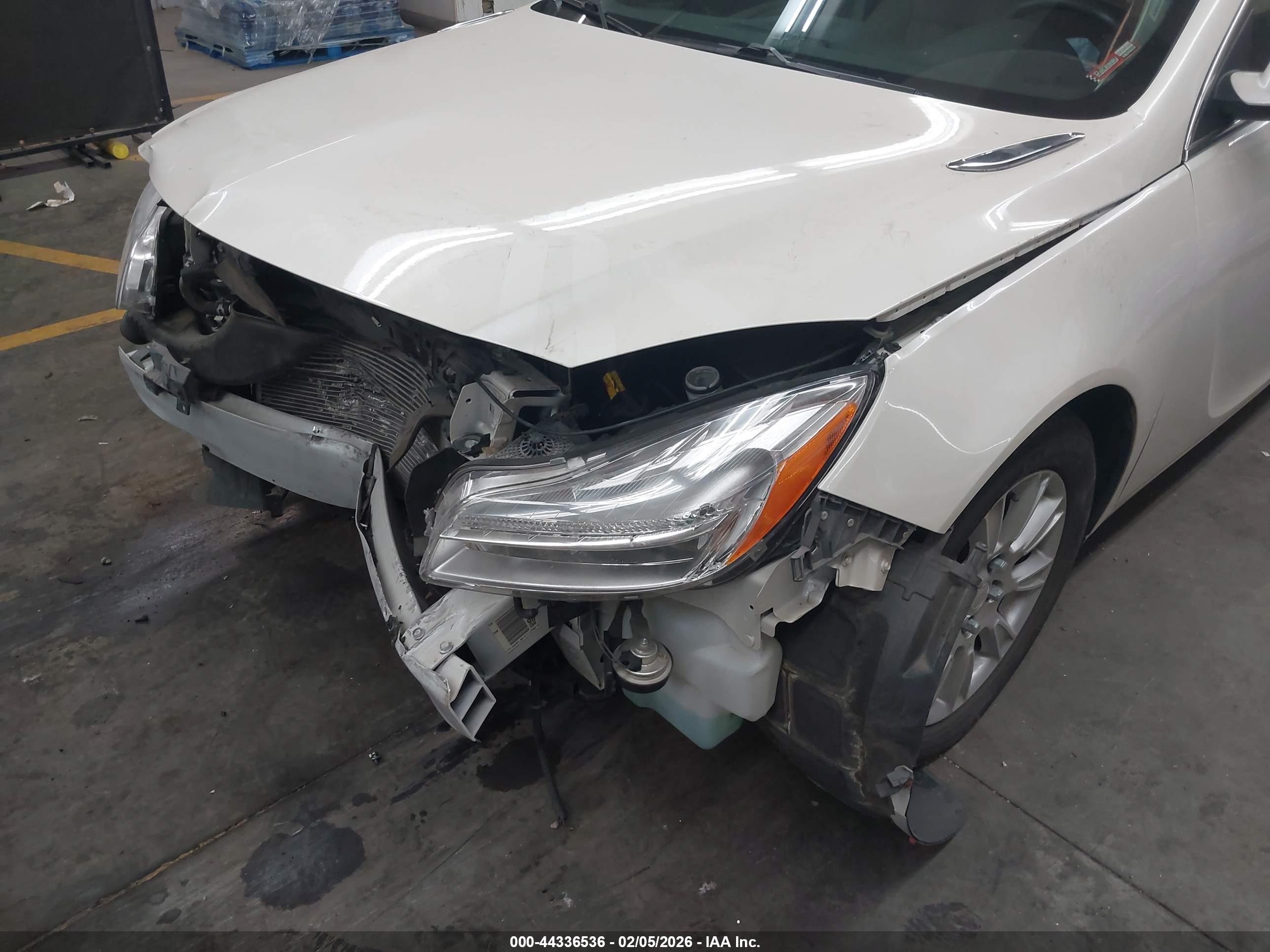 BUICK REGAL image 6