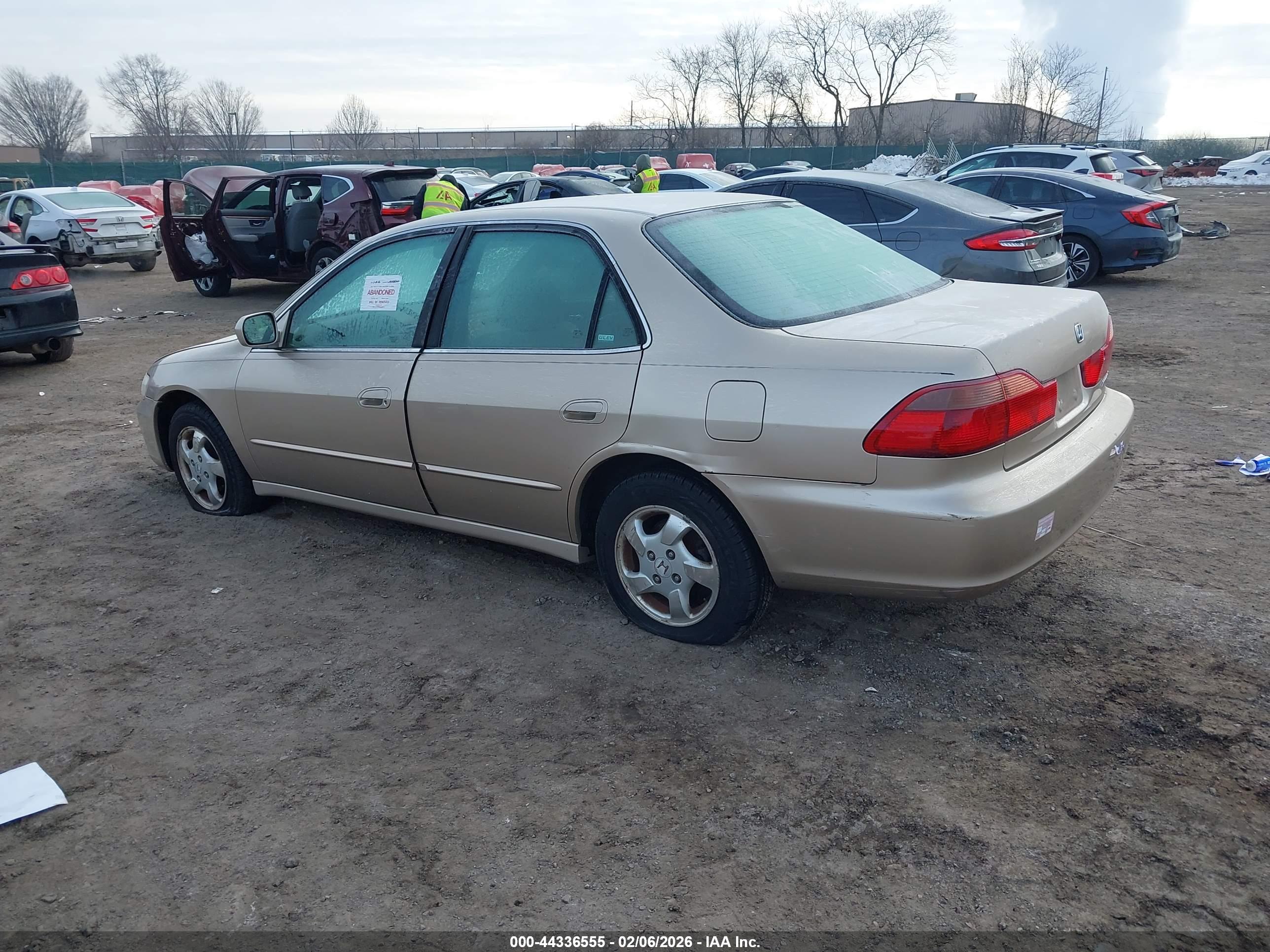 HONDA ACCORD image 3