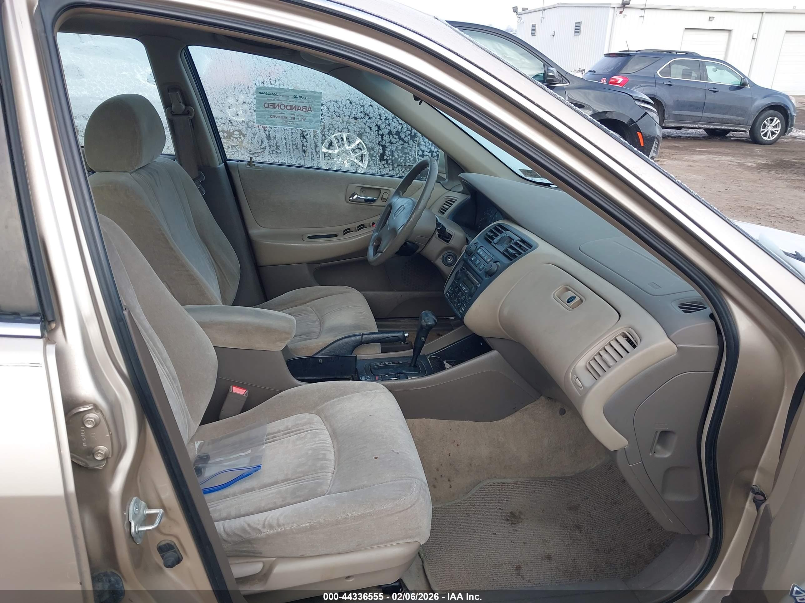 HONDA ACCORD image 5