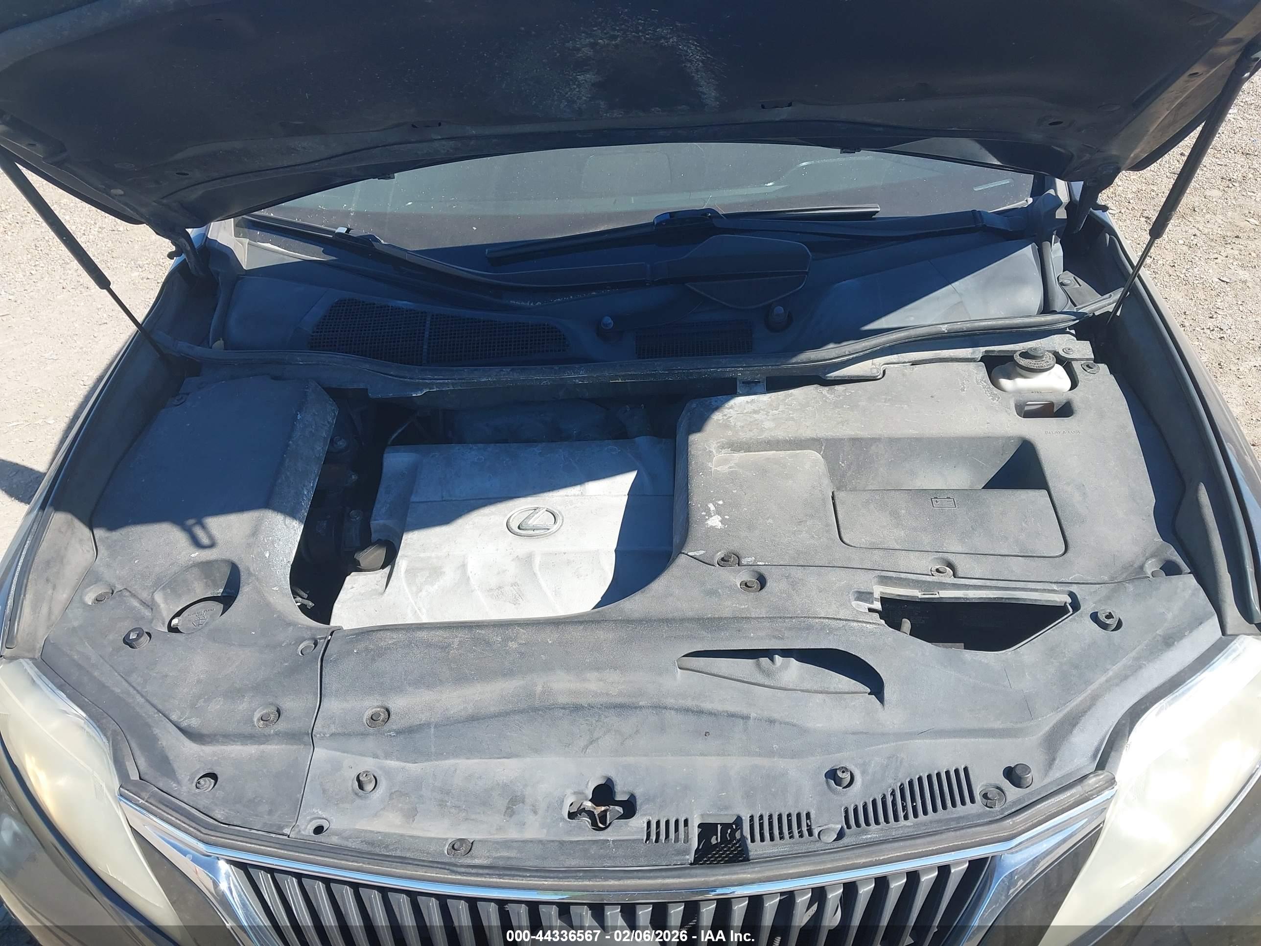 LEXUS RX image 10