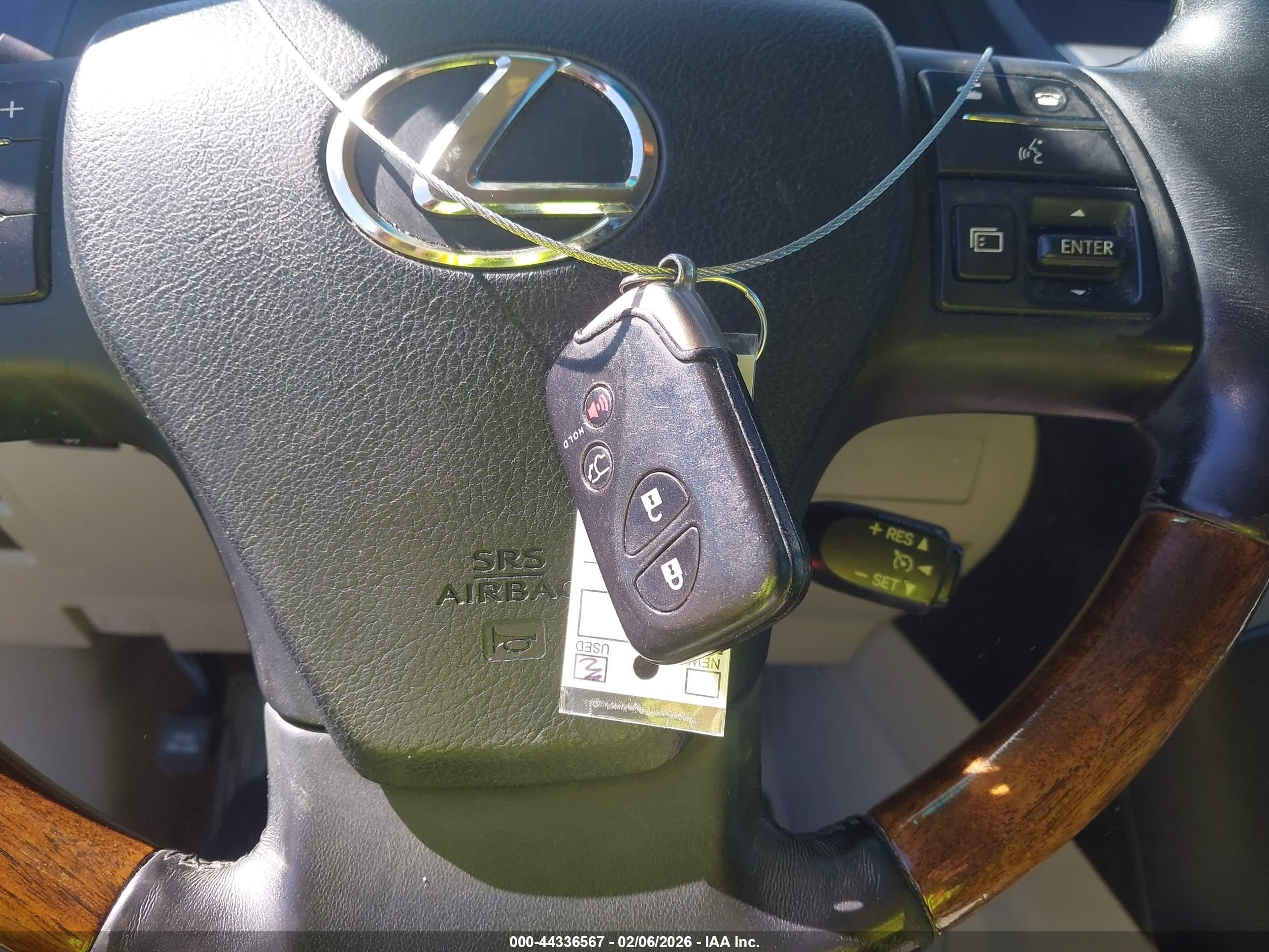 LEXUS RX image 11