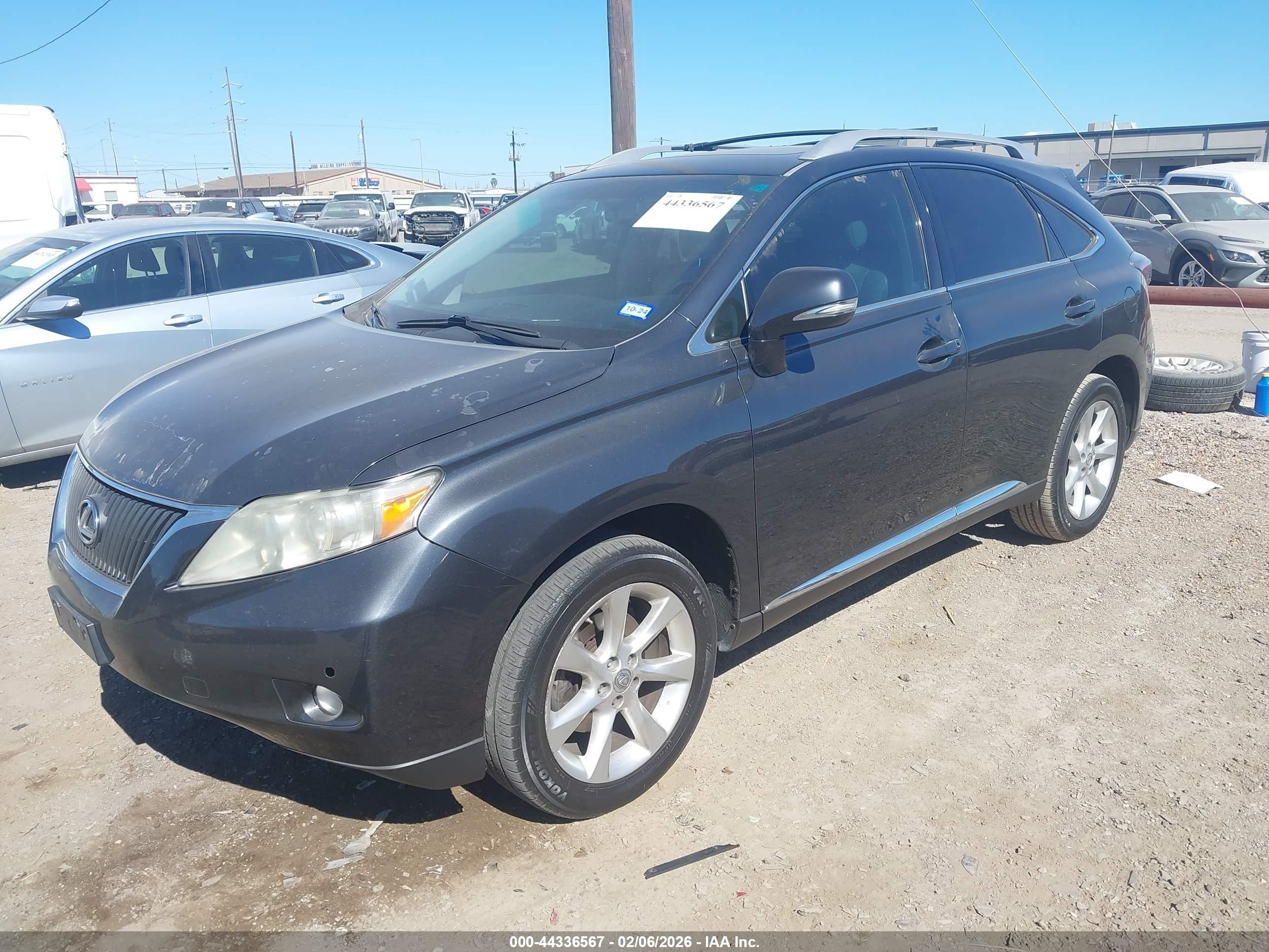 LEXUS RX image 2