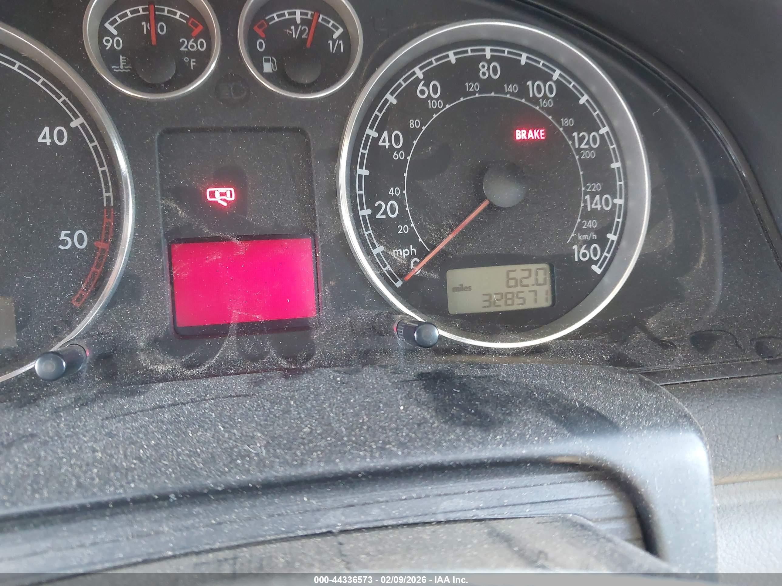 VOLKSWAGEN PASSAT image 7