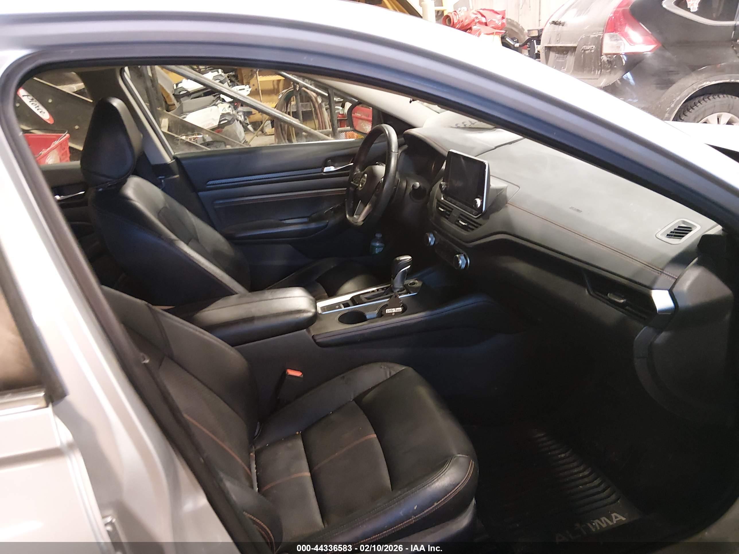 NISSAN ALTIMA image 5