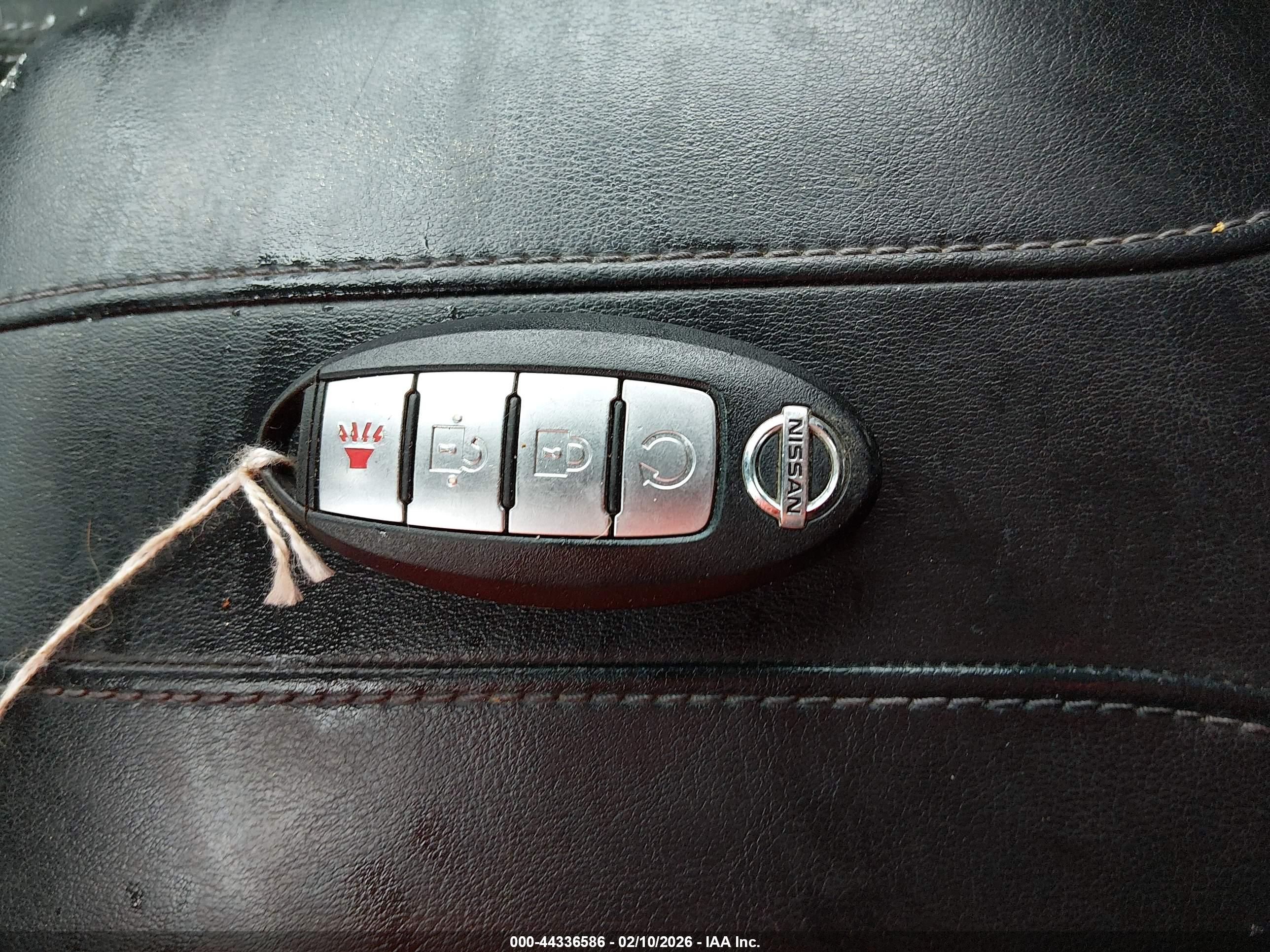 NISSAN ROGUE image 11