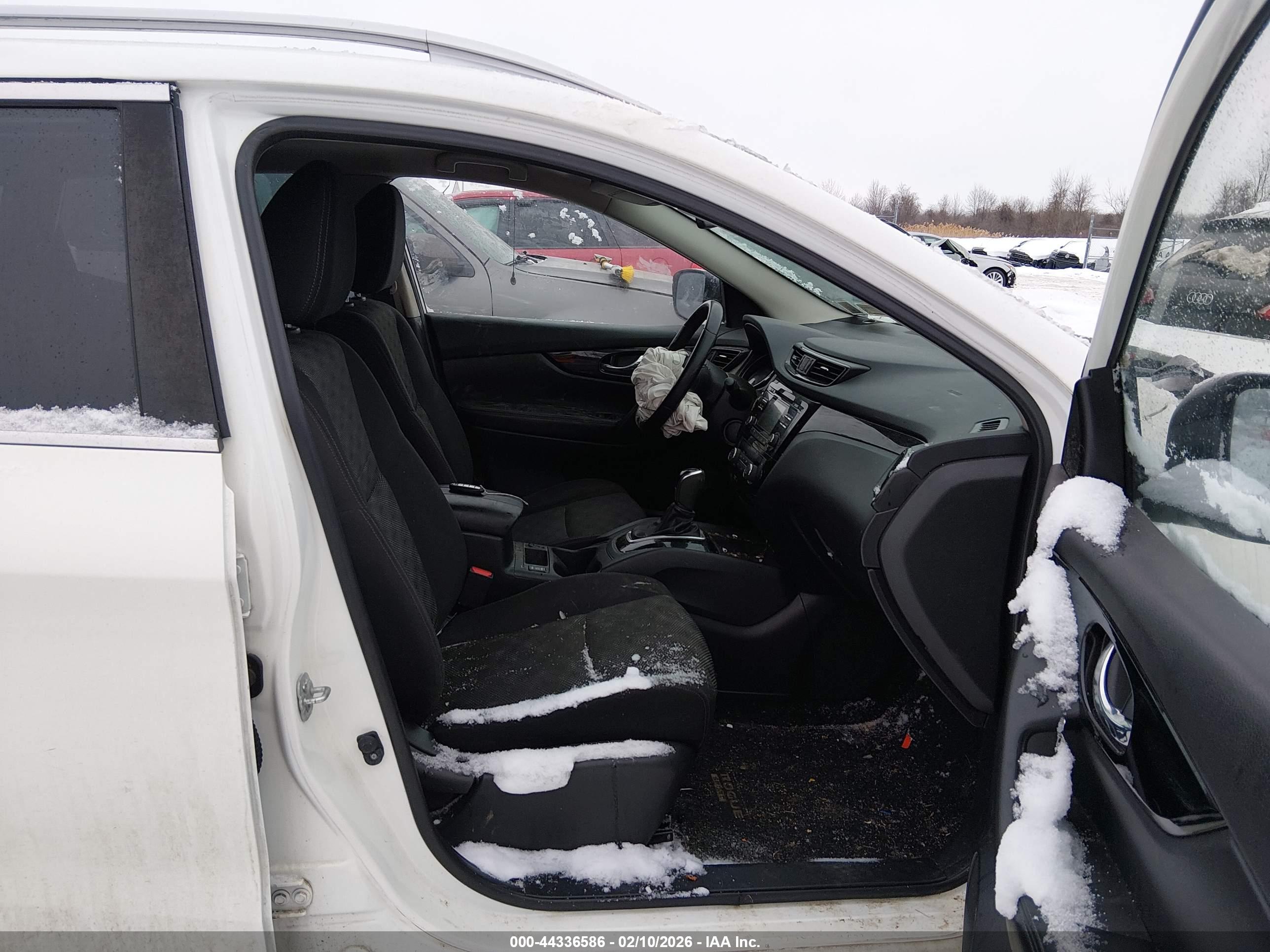 NISSAN ROGUE image 5