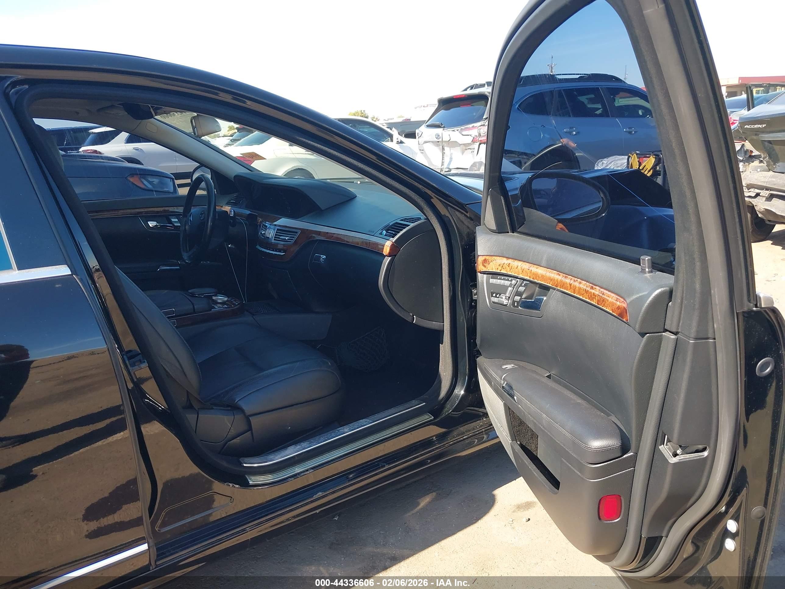 MERCEDES-BENZ S-CLASS image 5