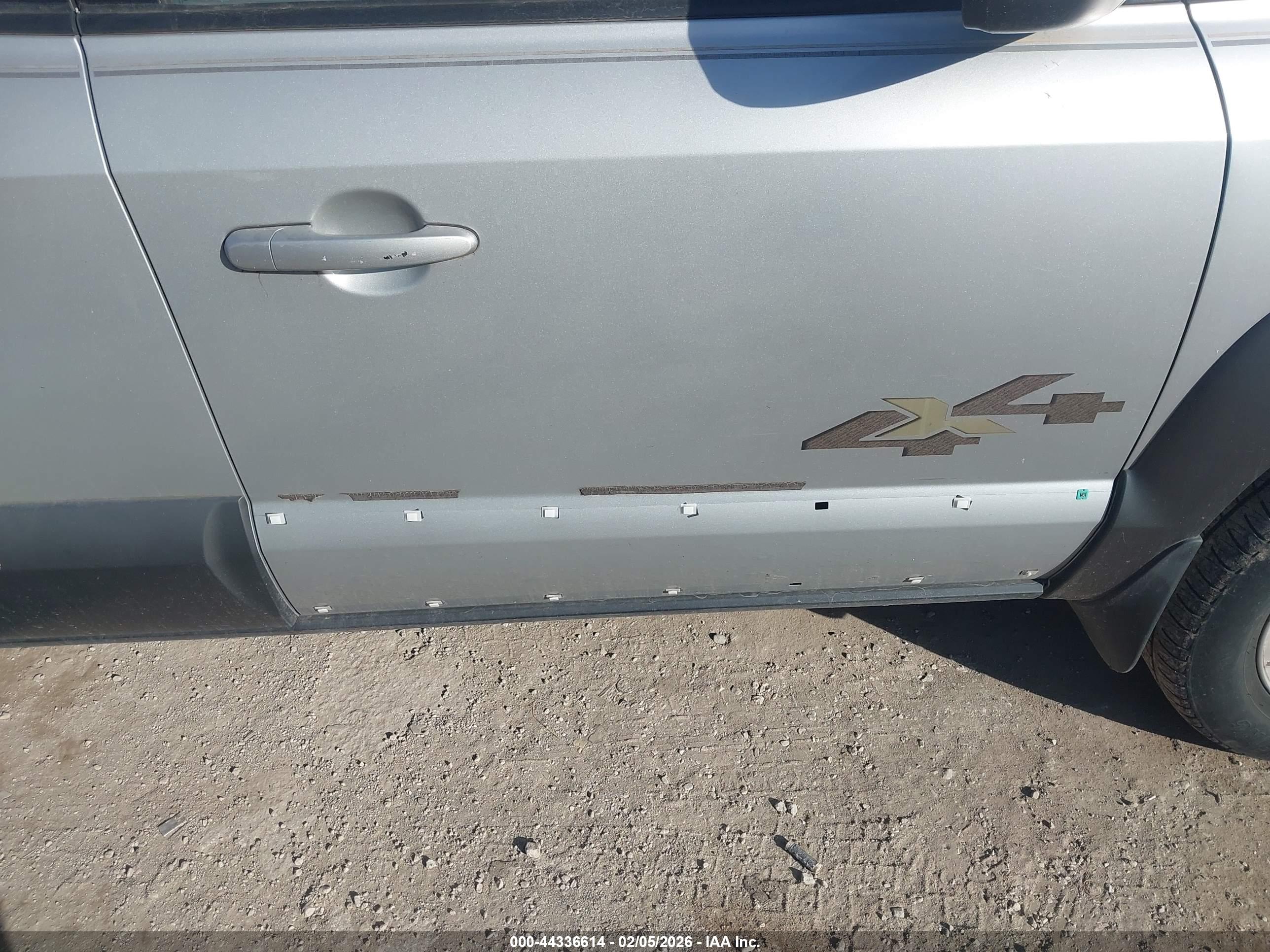 HYUNDAI TUCSON image 6
