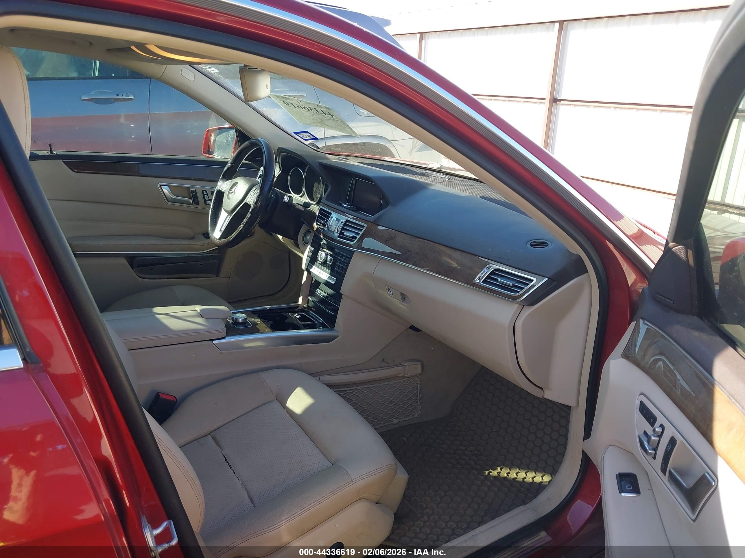 MERCEDES-BENZ E image 5