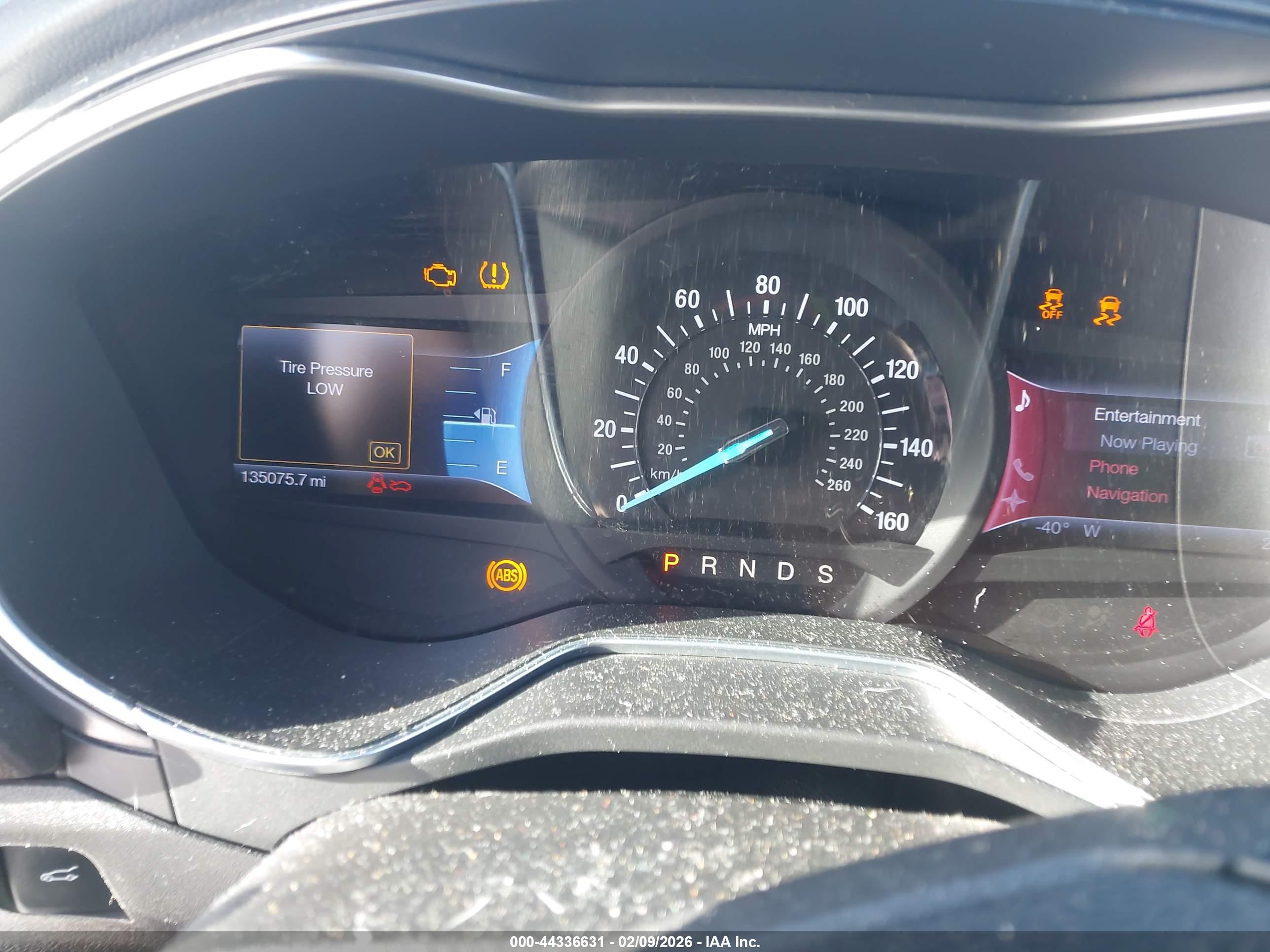 FORD FUSION image 7