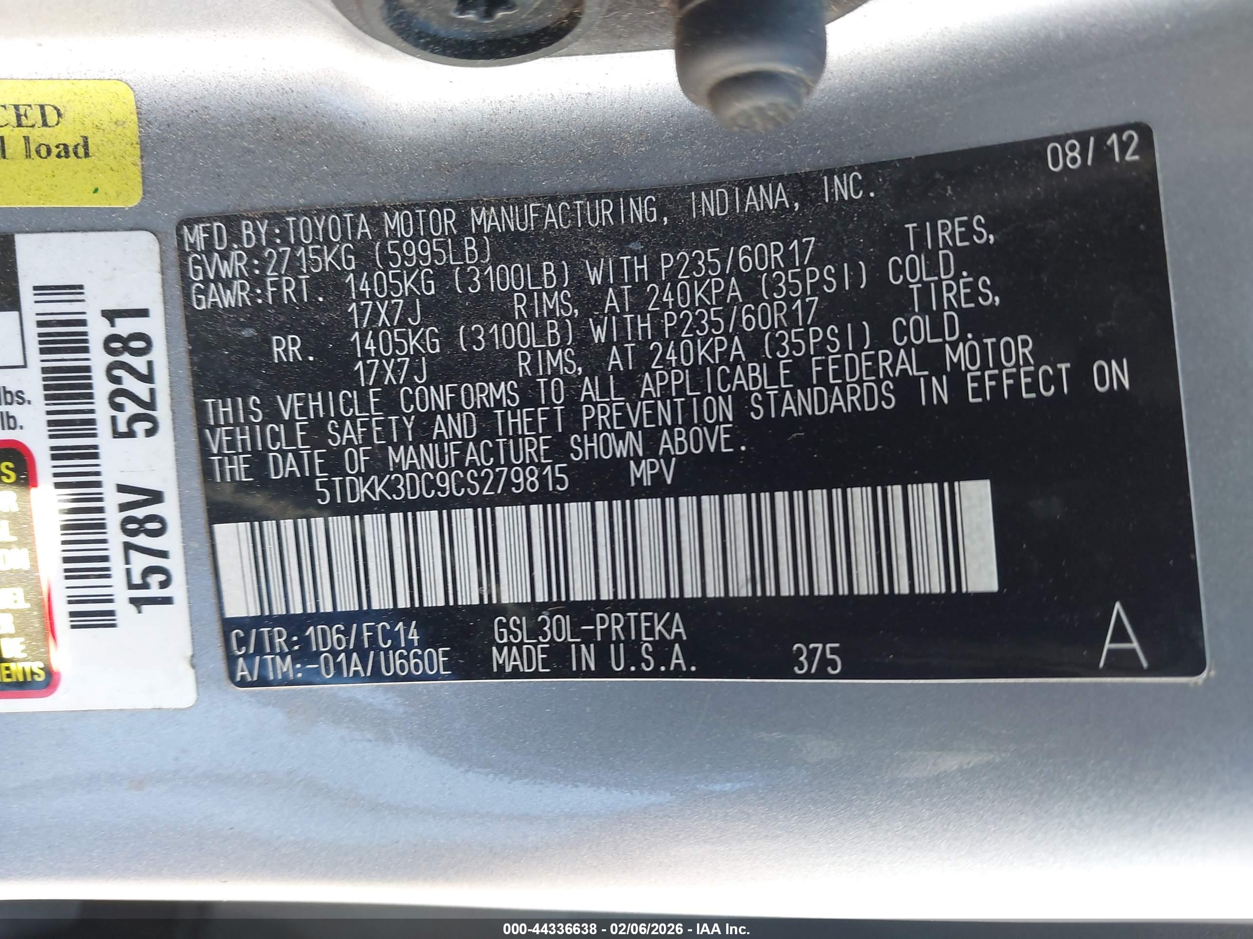 TOYOTA SIENNA image 9