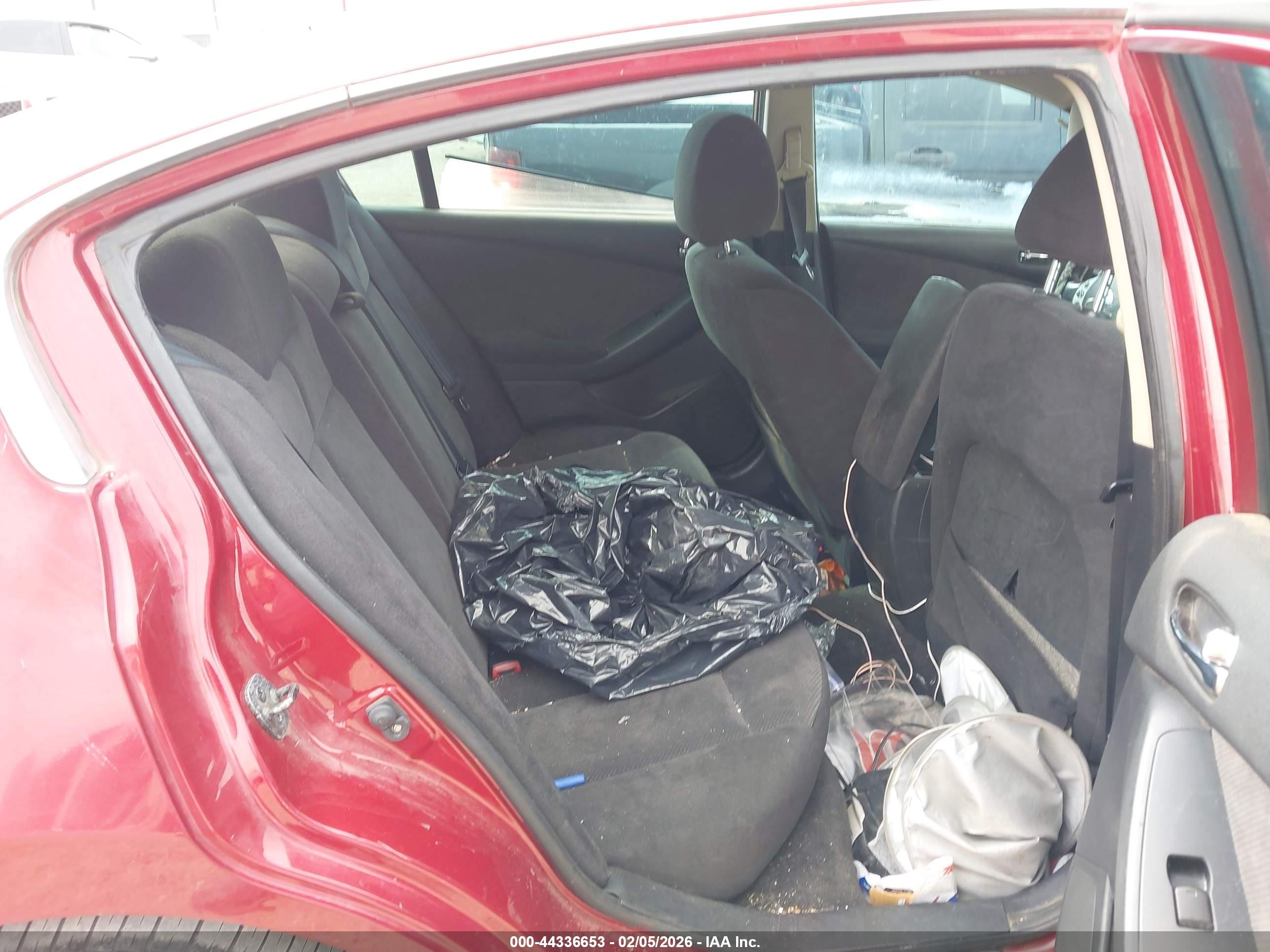NISSAN ALTIMA image 8