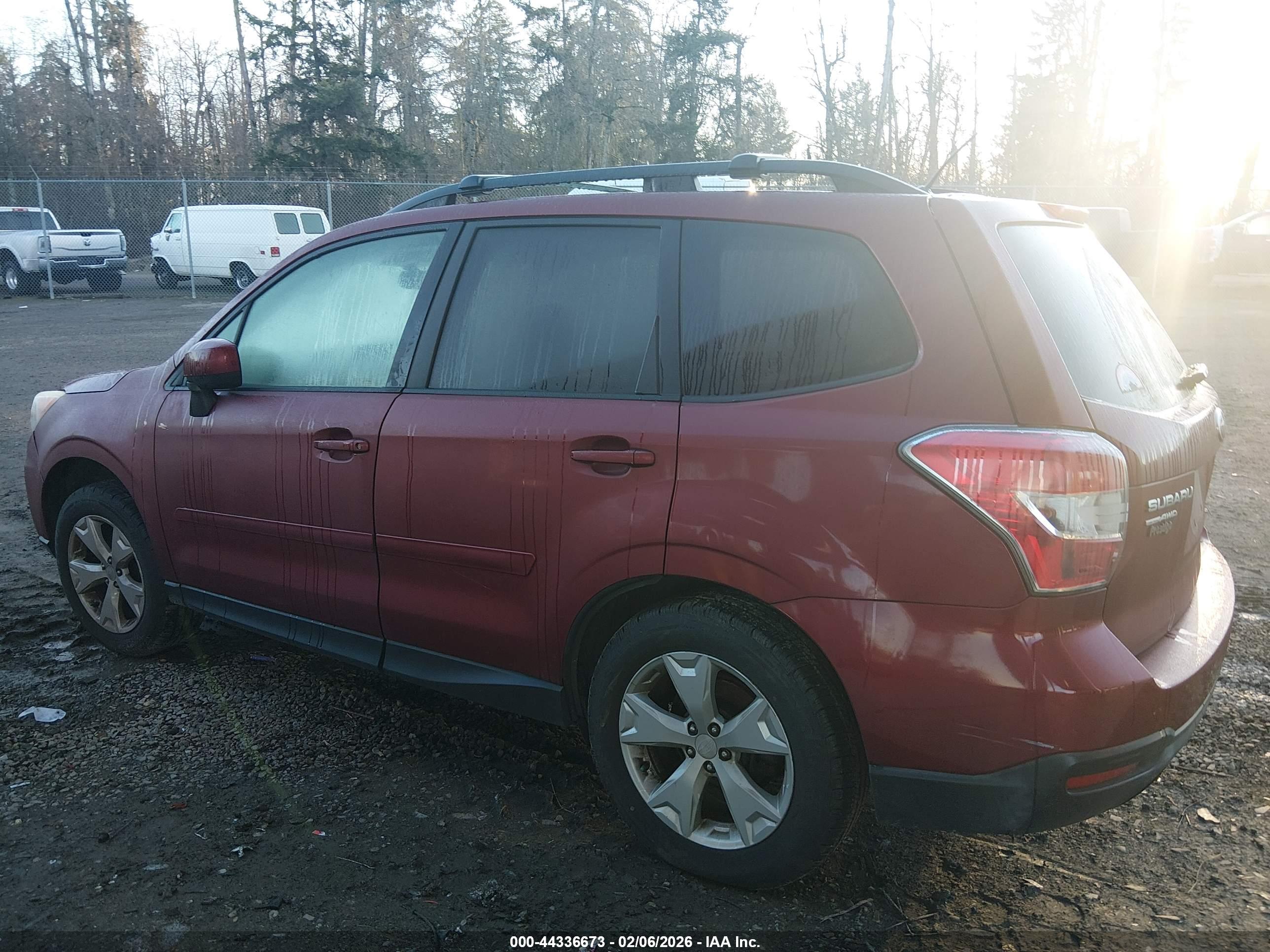SUBARU FORESTER image 6