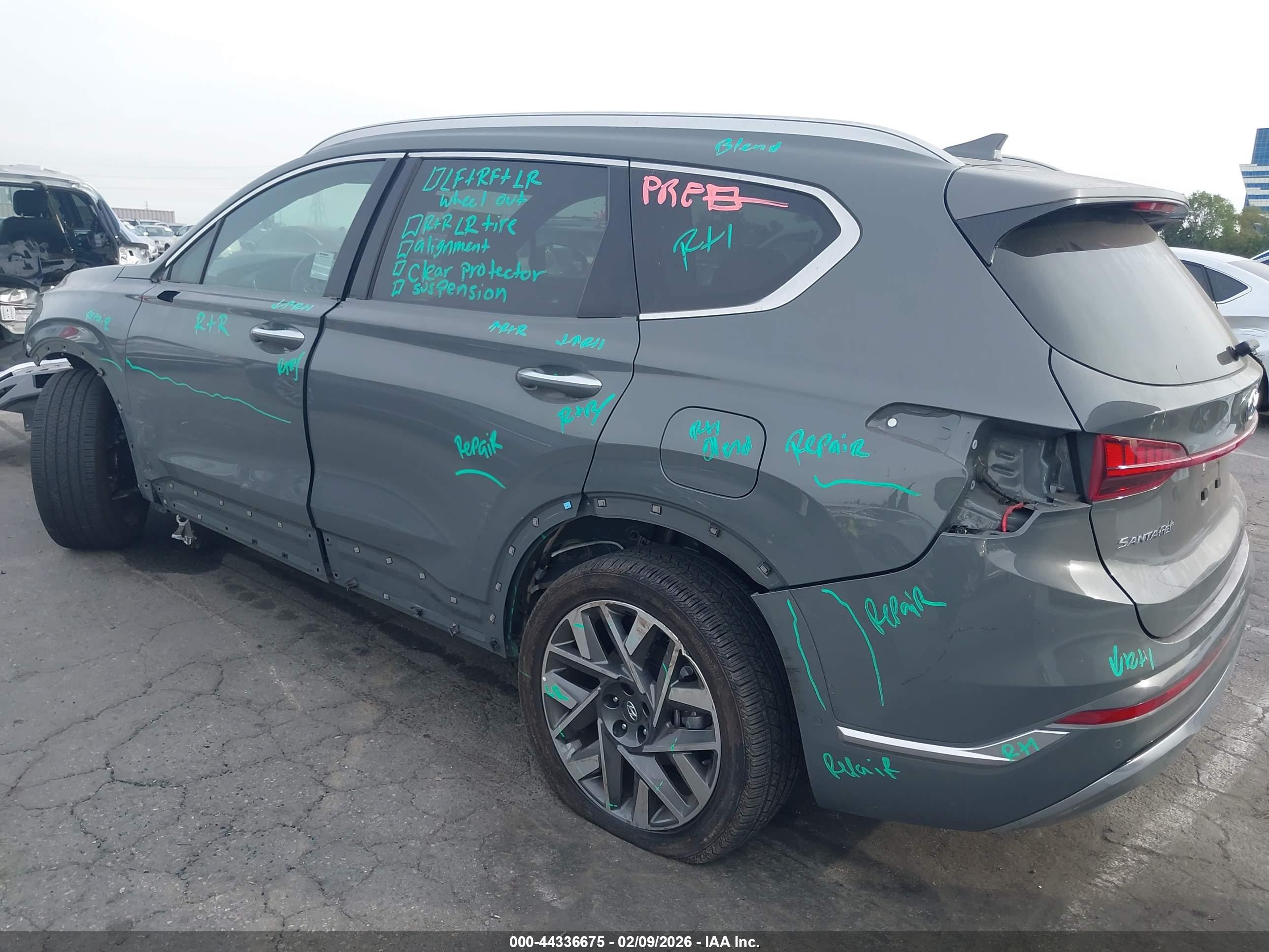 HYUNDAI SANTA image 6