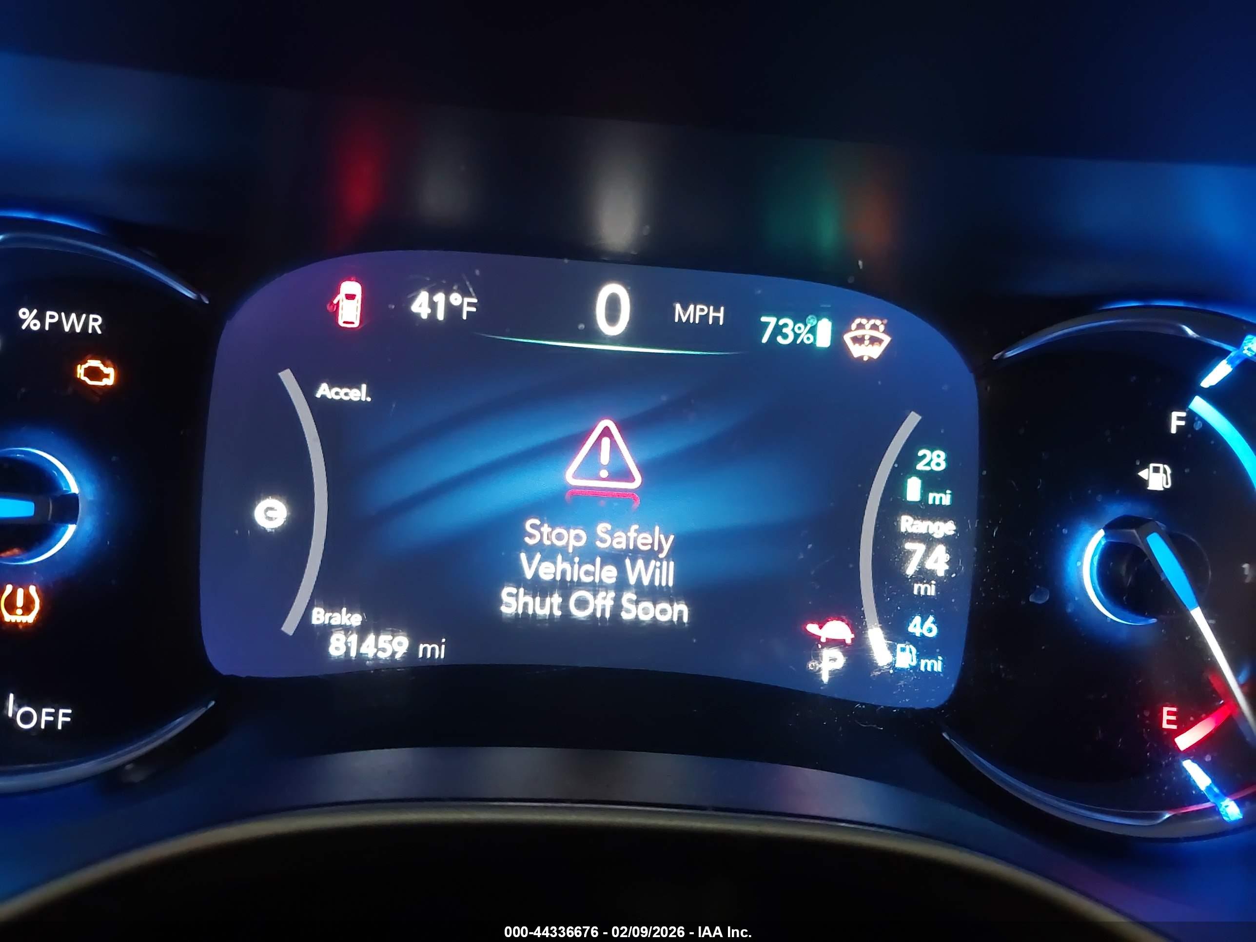CHRYSLER PACIFICA image 7