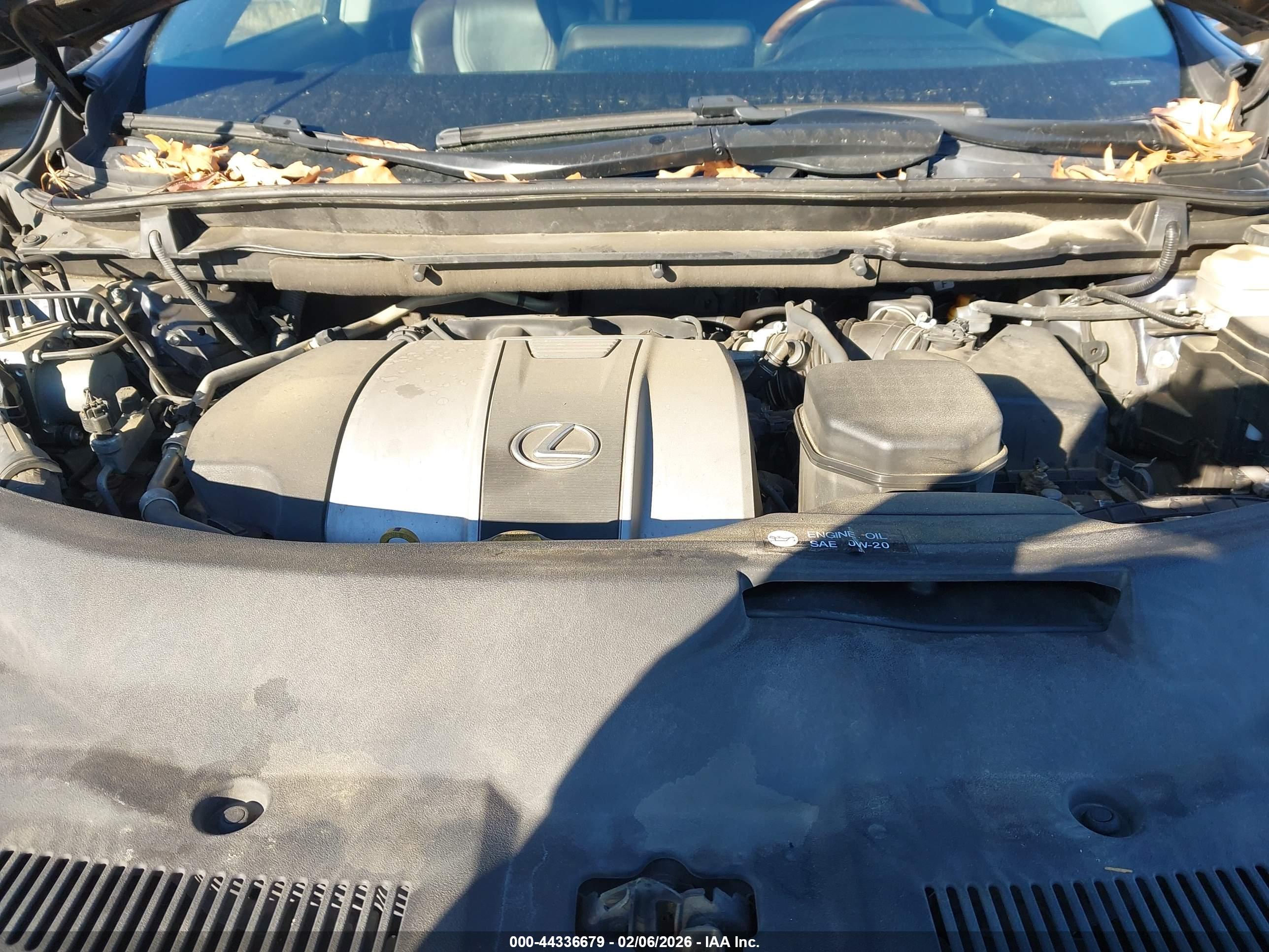 LEXUS RX image 10