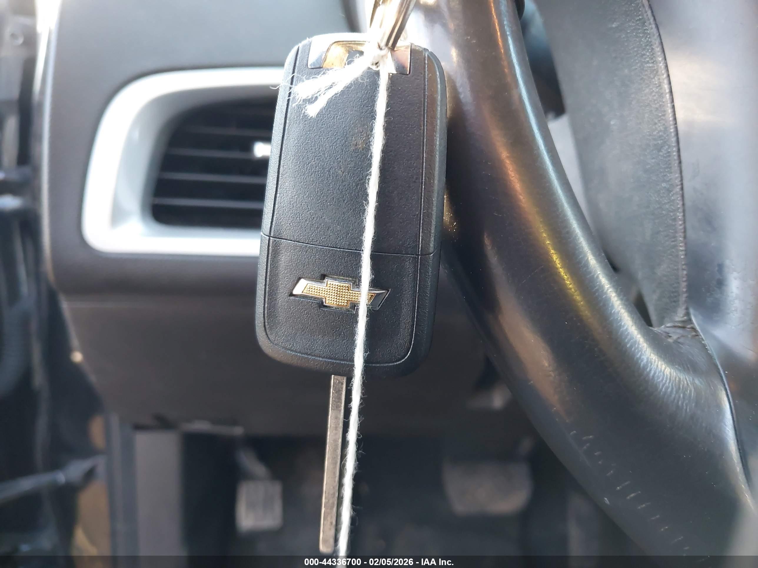 CHEVROLET EQUINOX image 11