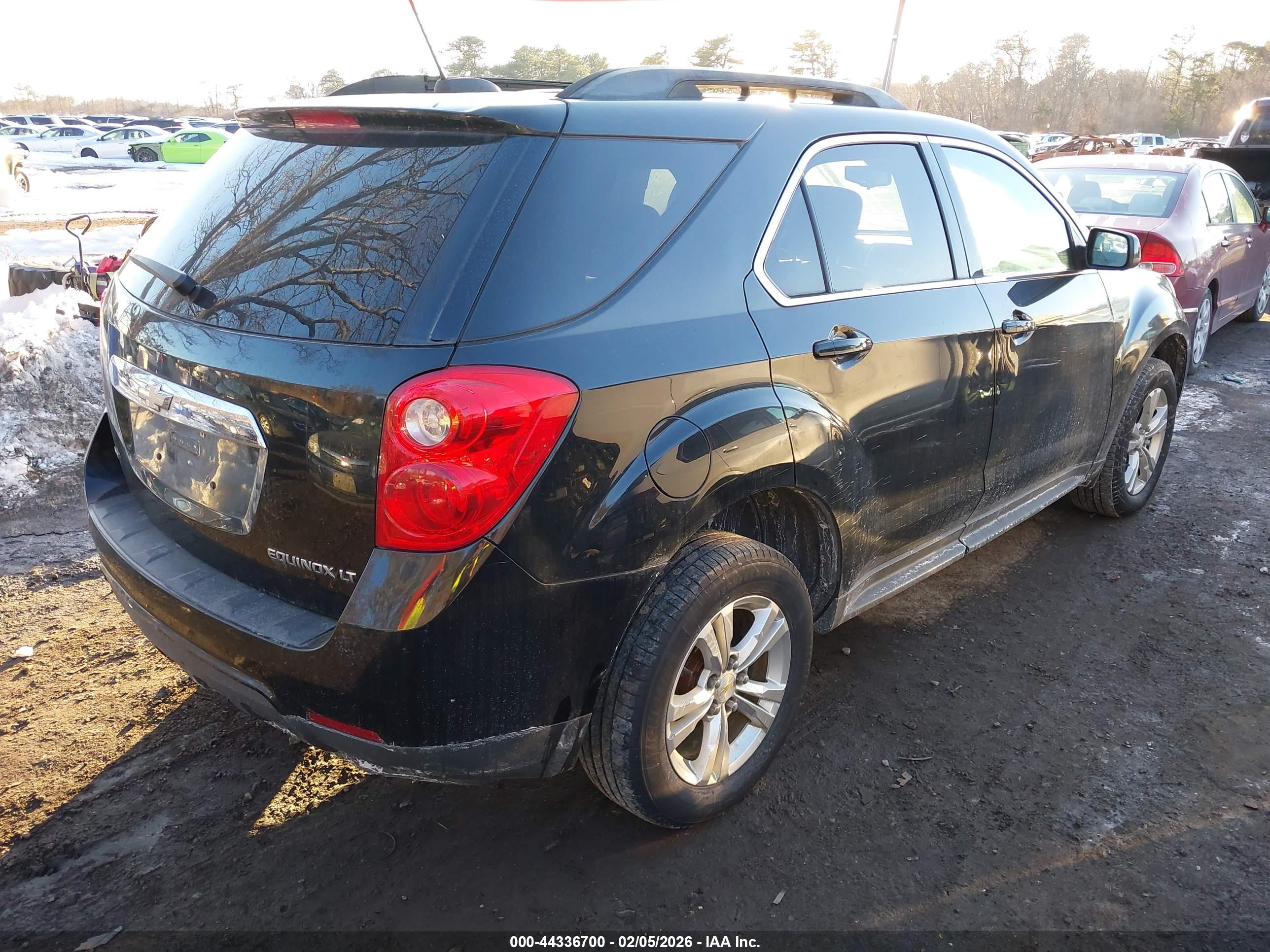 CHEVROLET EQUINOX image 4