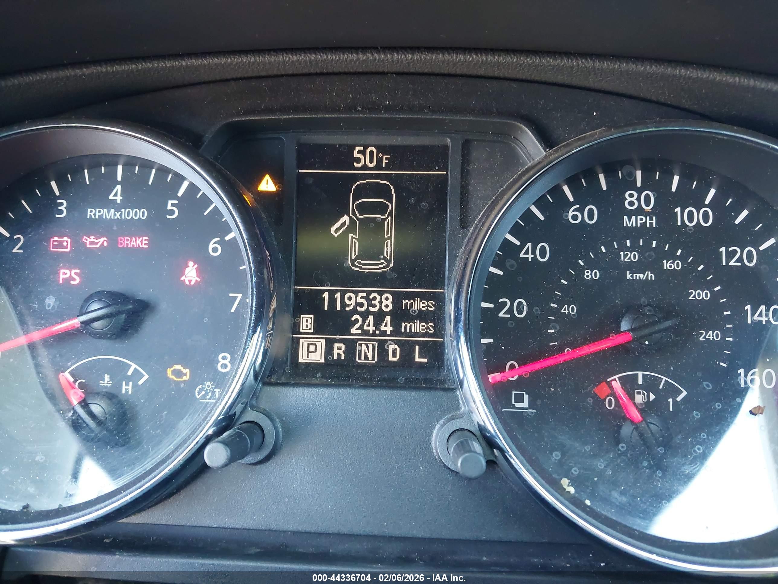 NISSAN ROGUE image 7