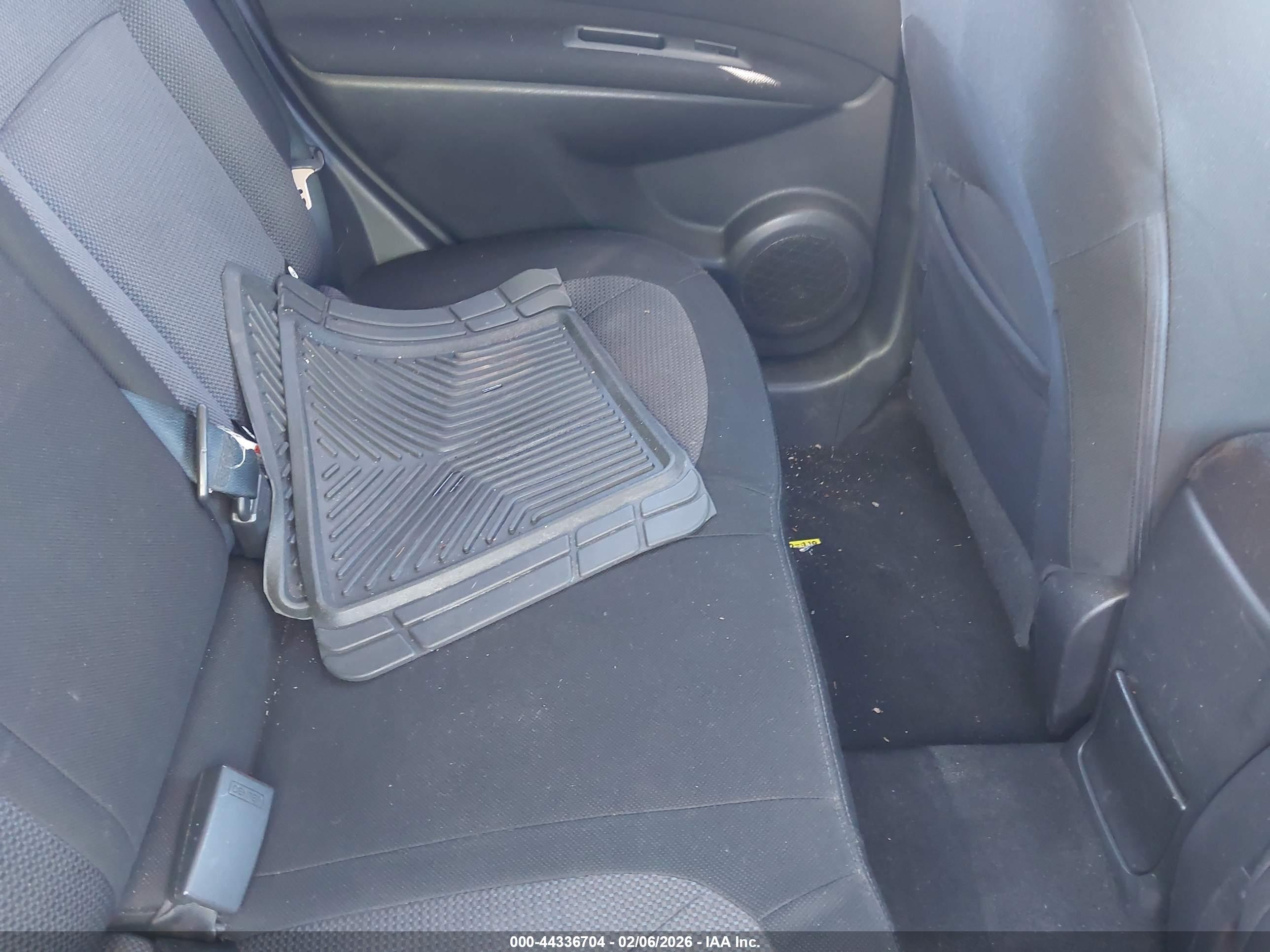 NISSAN ROGUE image 8