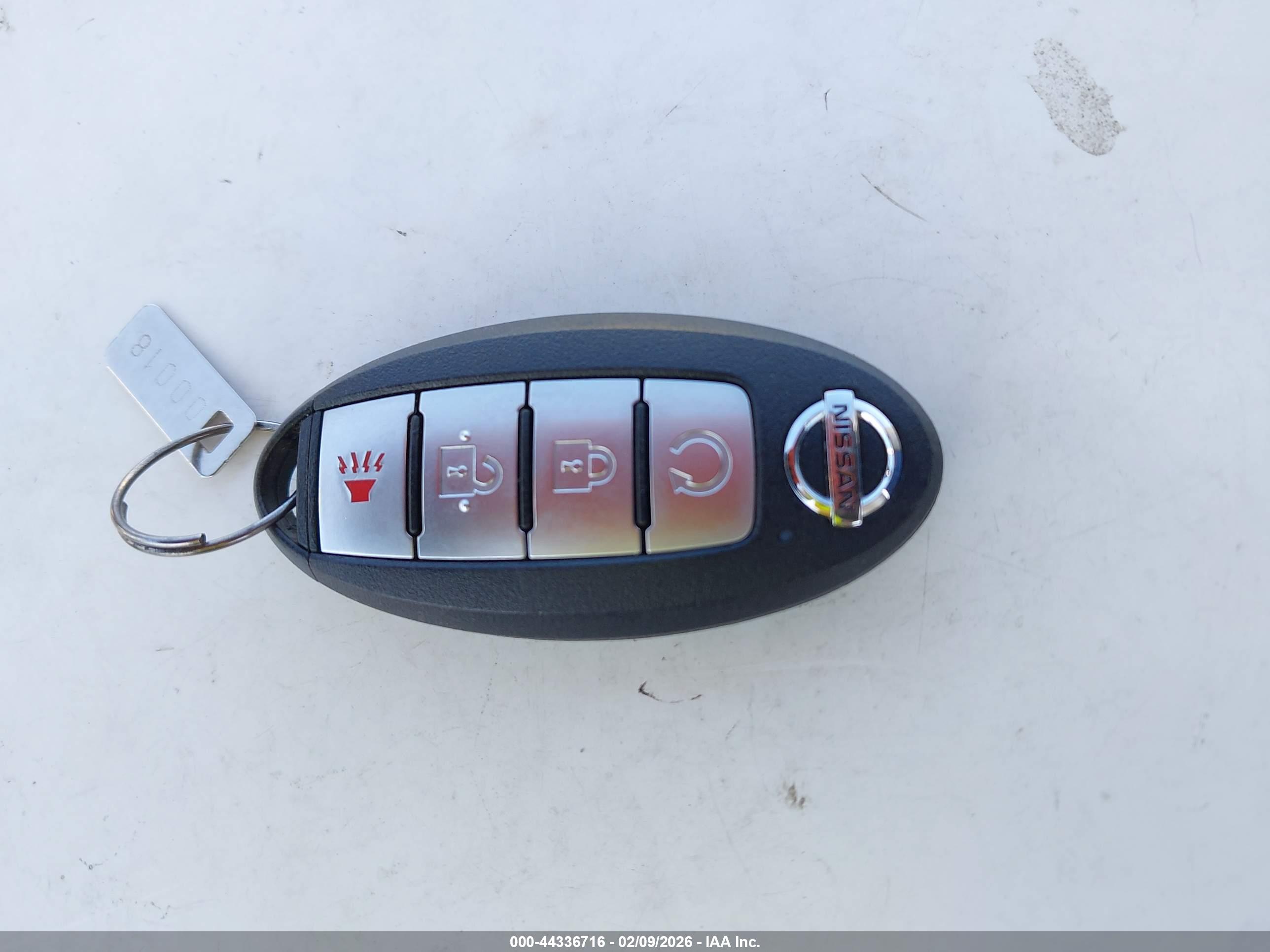 NISSAN ROGUE image 11