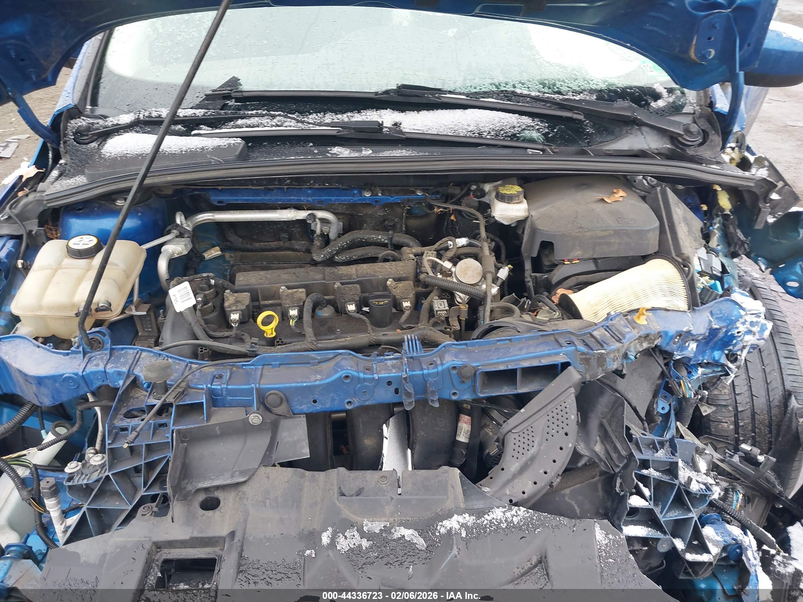 FORD FOCUS image 10