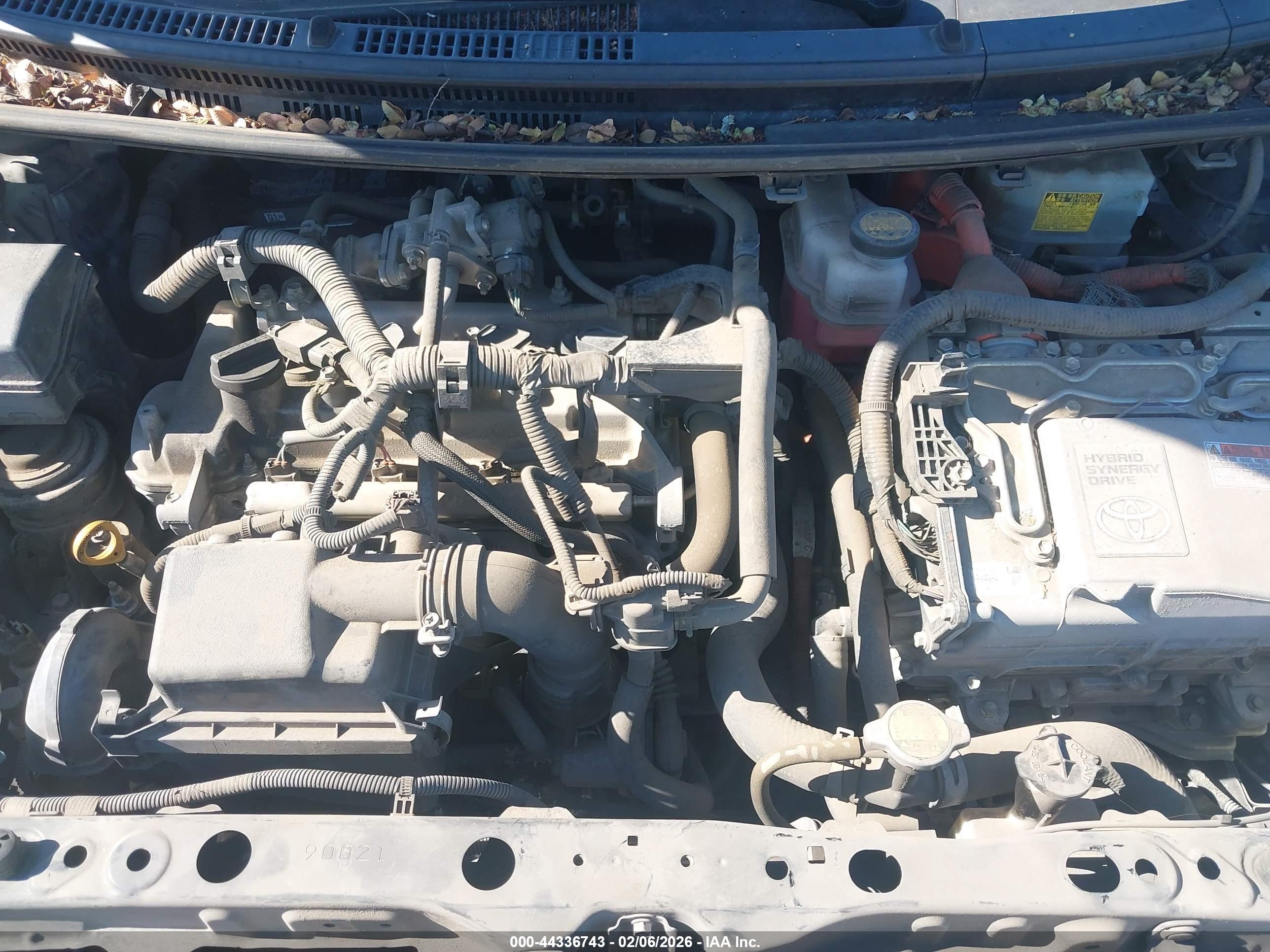 TOYOTA PRIUS image 10