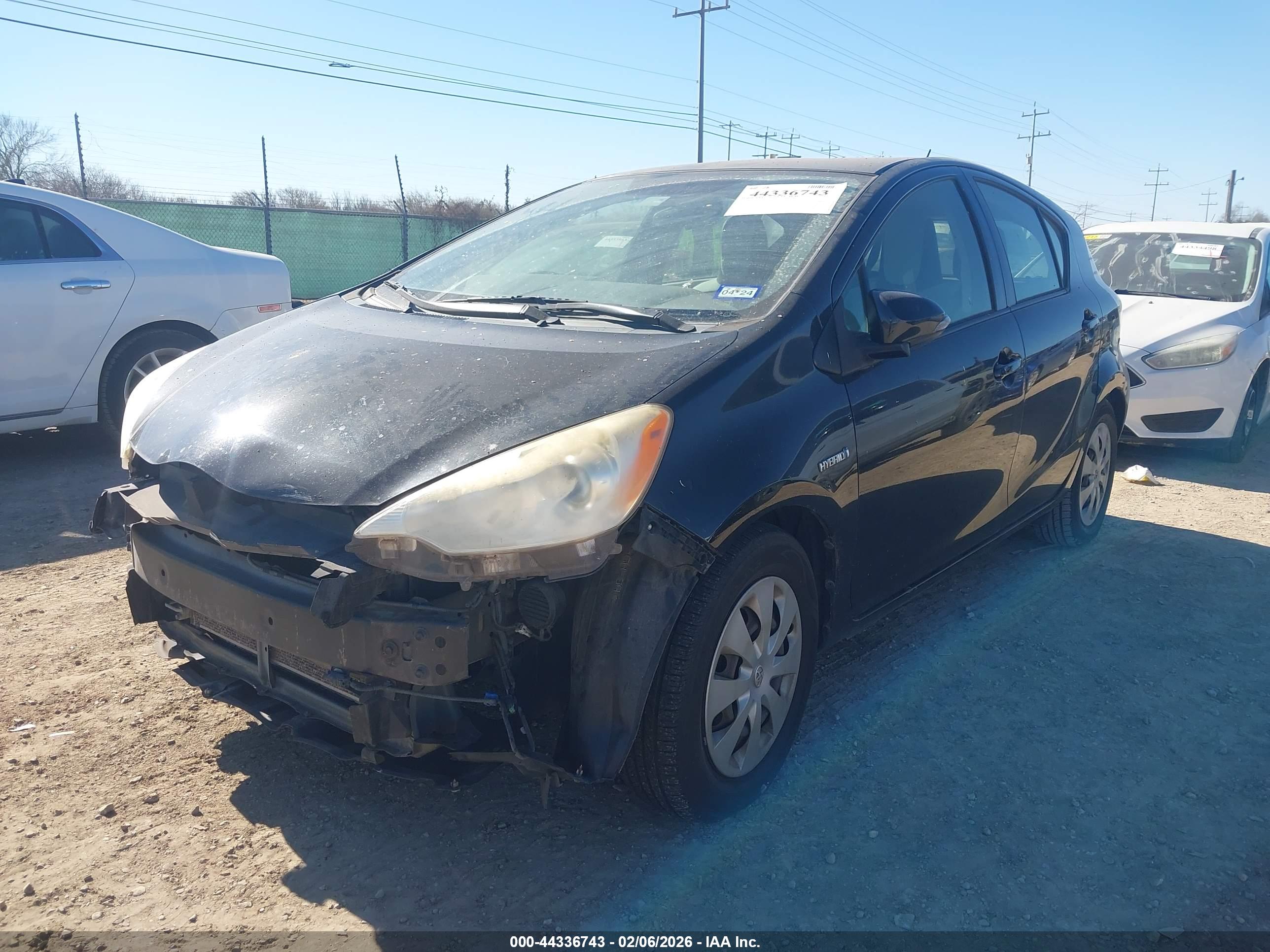 TOYOTA PRIUS image 2