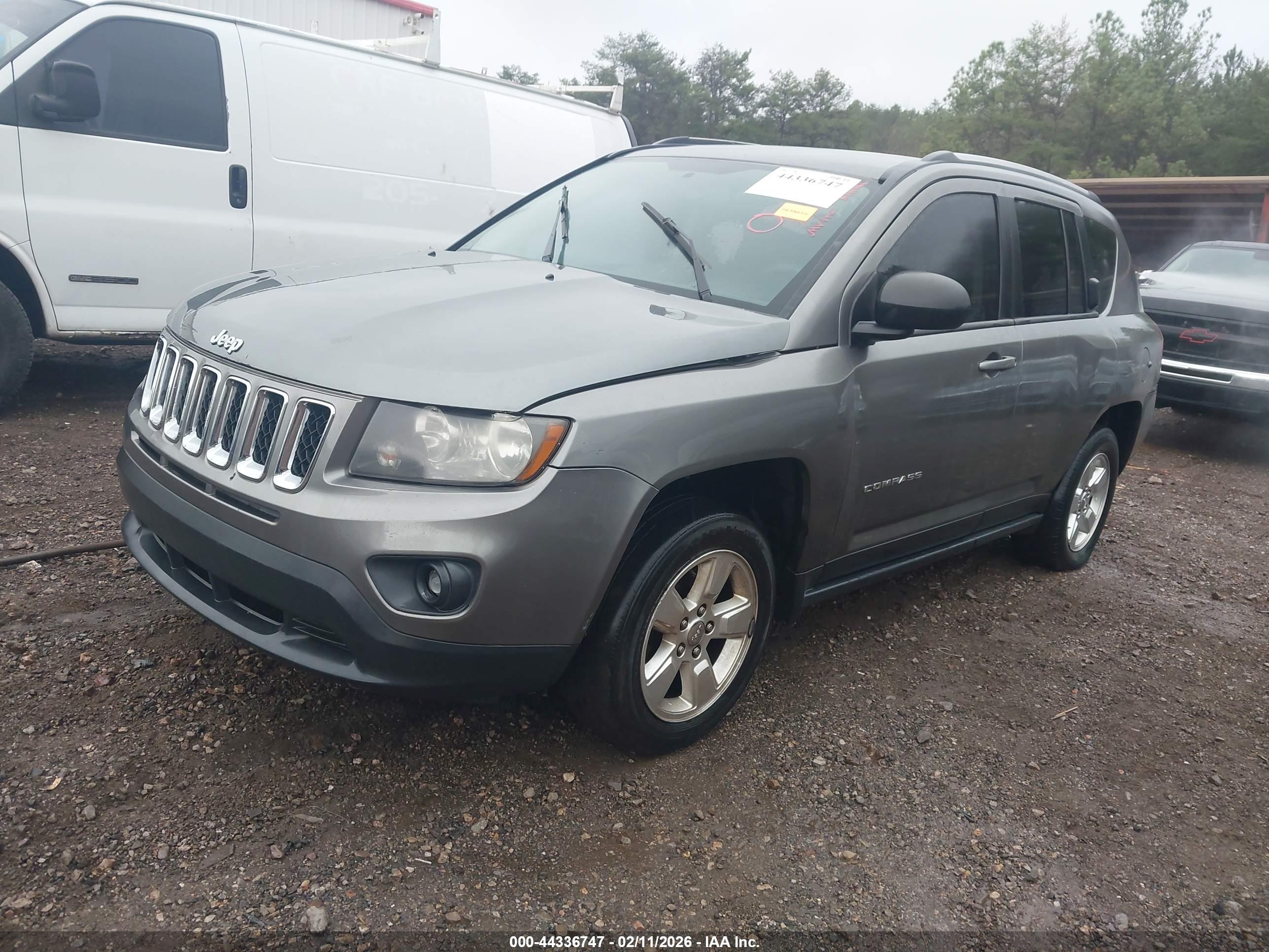 JEEP COMPASS image 2