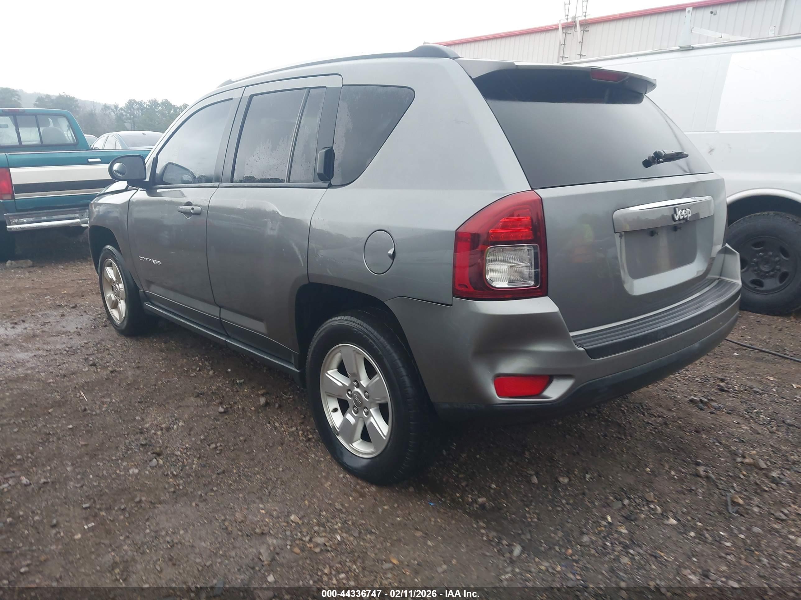 JEEP COMPASS image 3