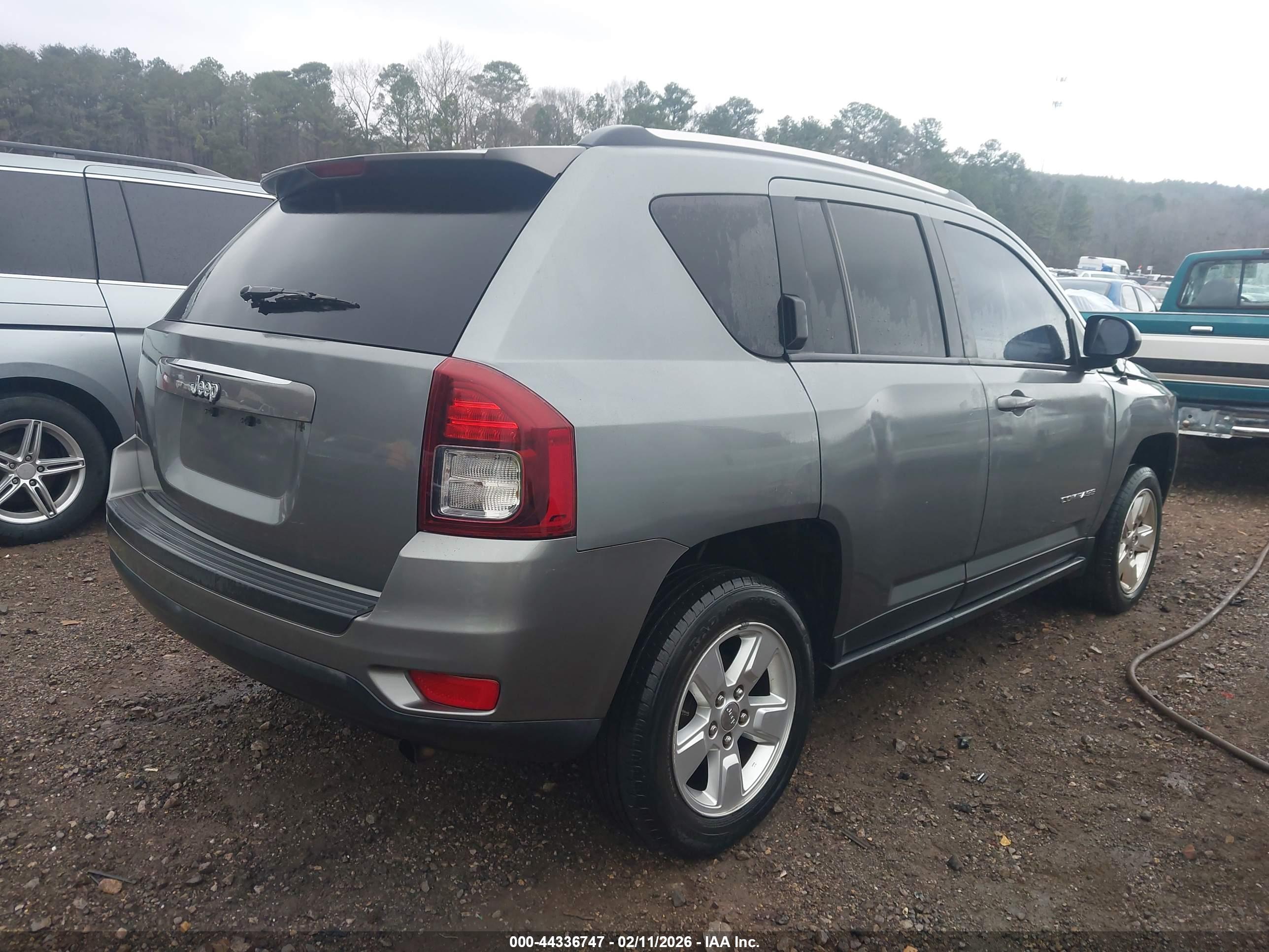 JEEP COMPASS image 4