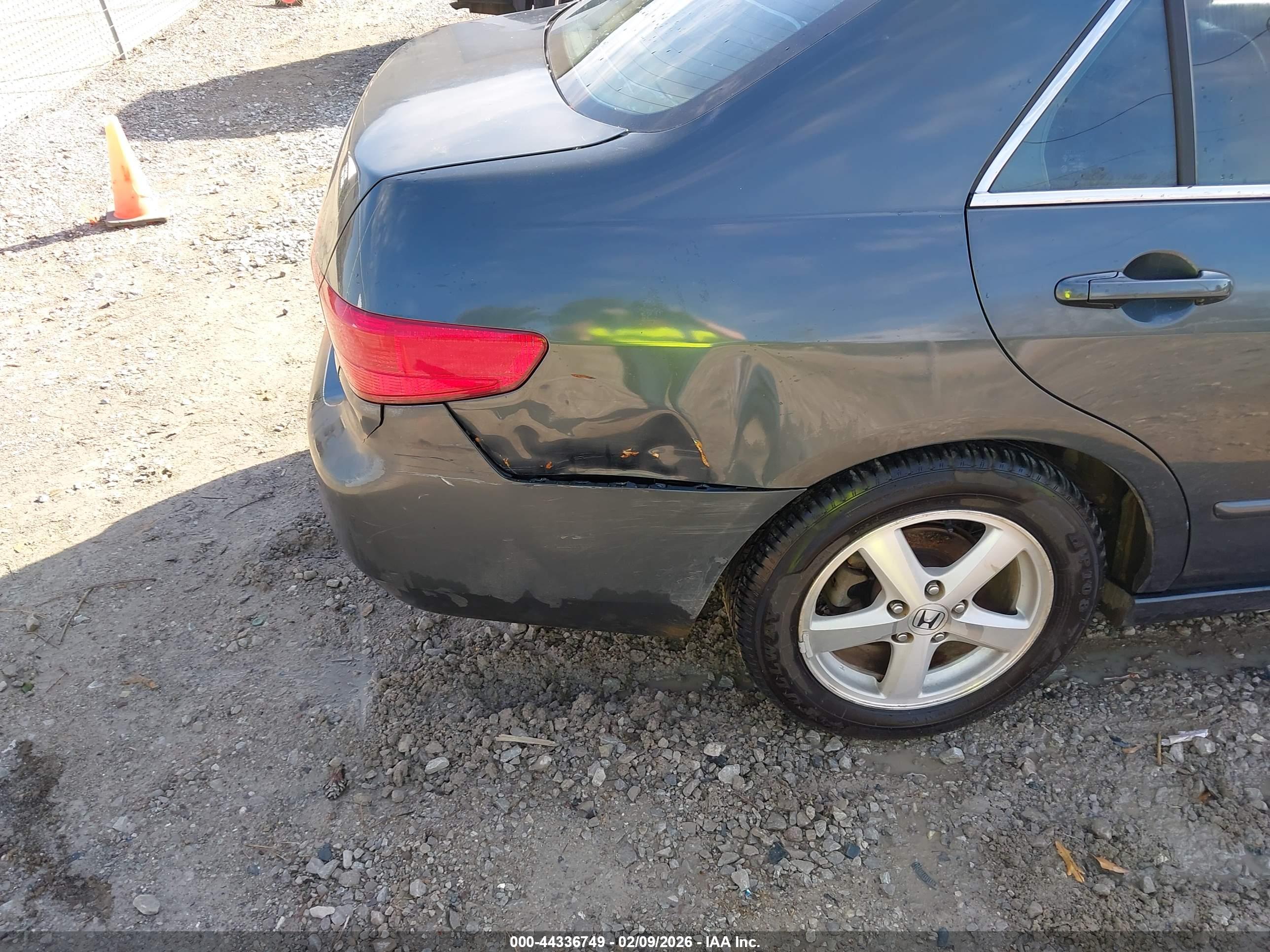 HONDA ACCORD image 6