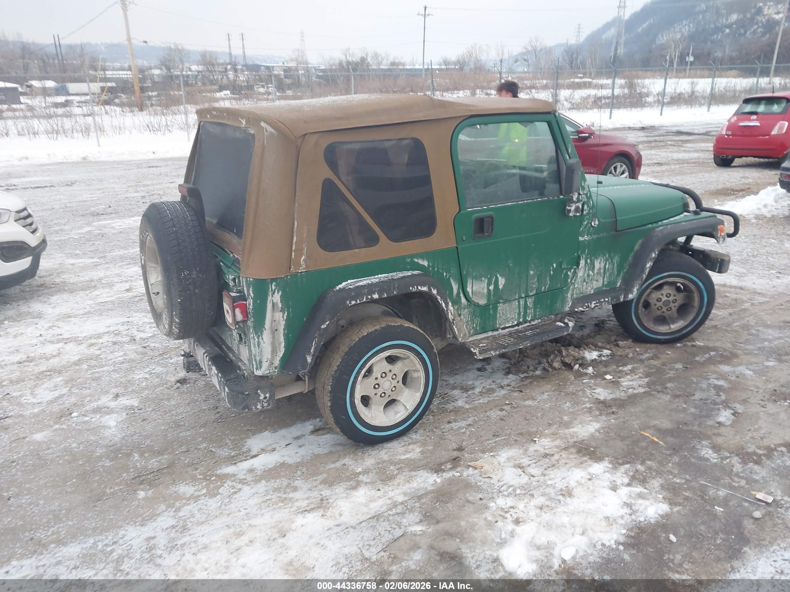JEEP WRANGLER image 4