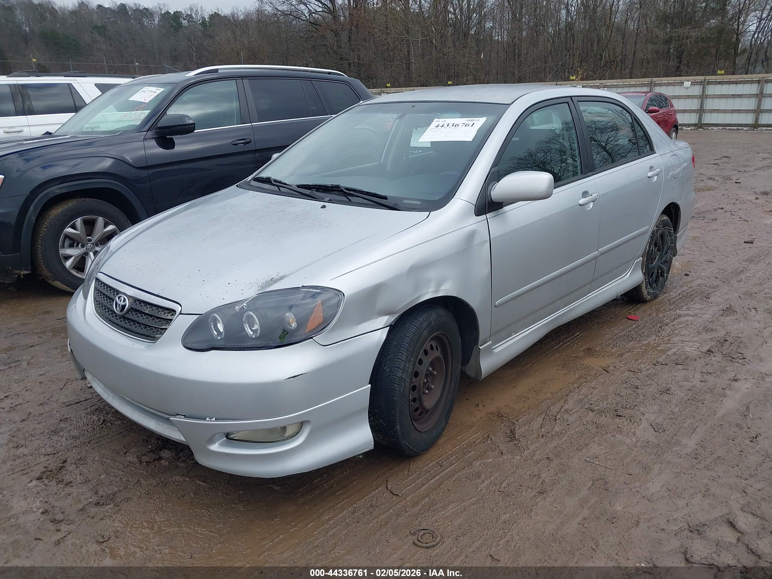 TOYOTA COROLLA image 2