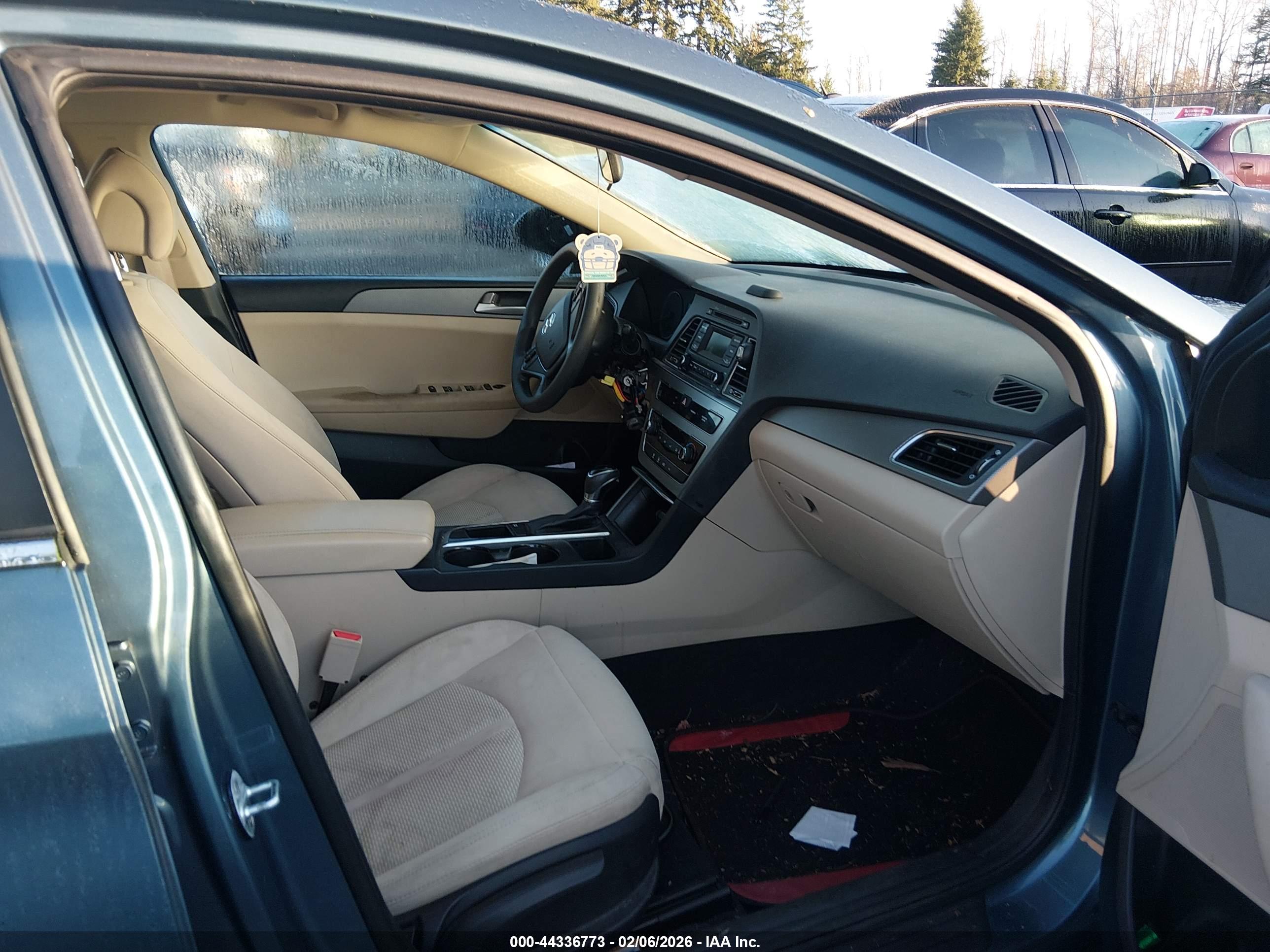 HYUNDAI SONATA image 5
