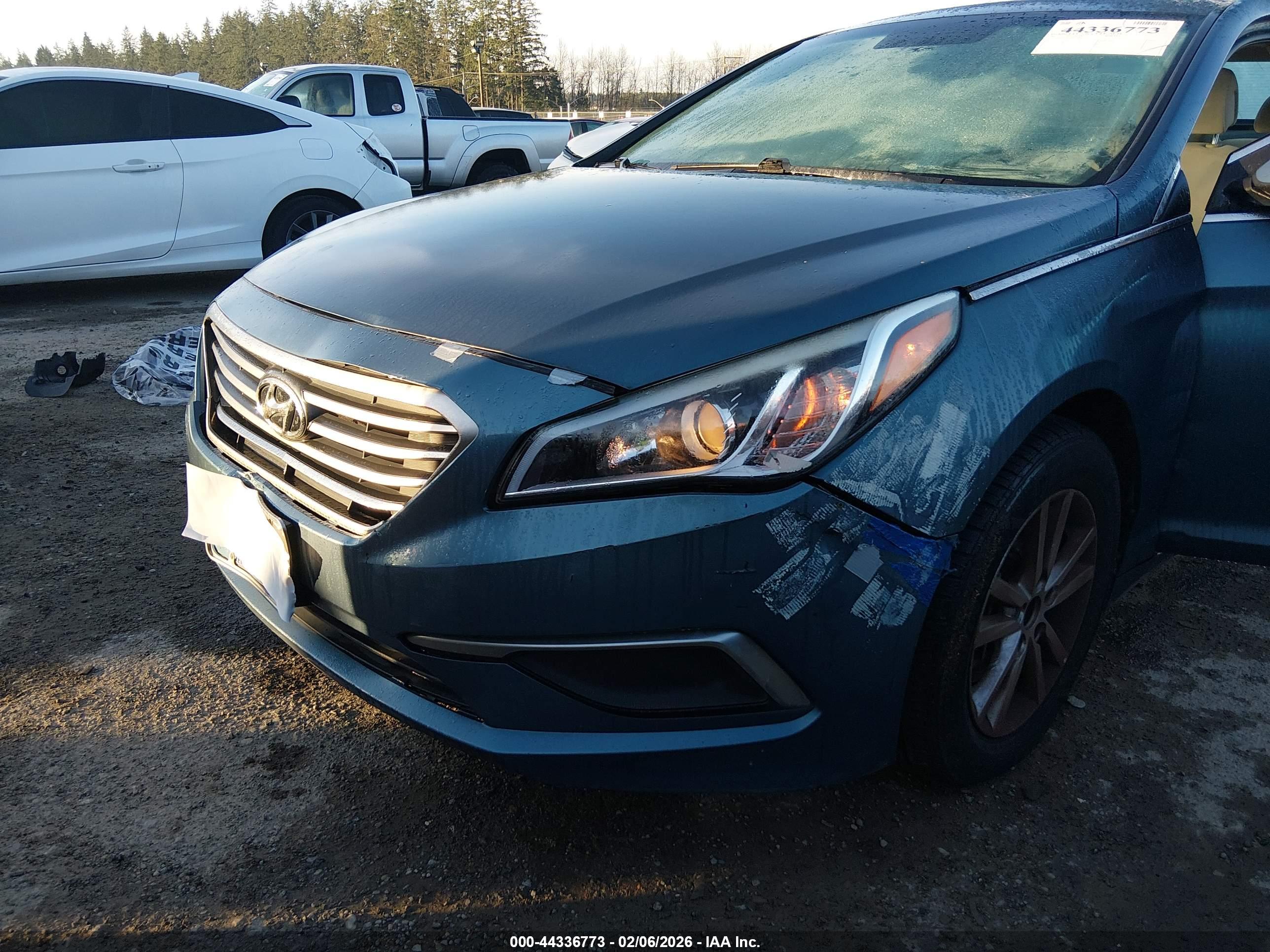 HYUNDAI SONATA image 6