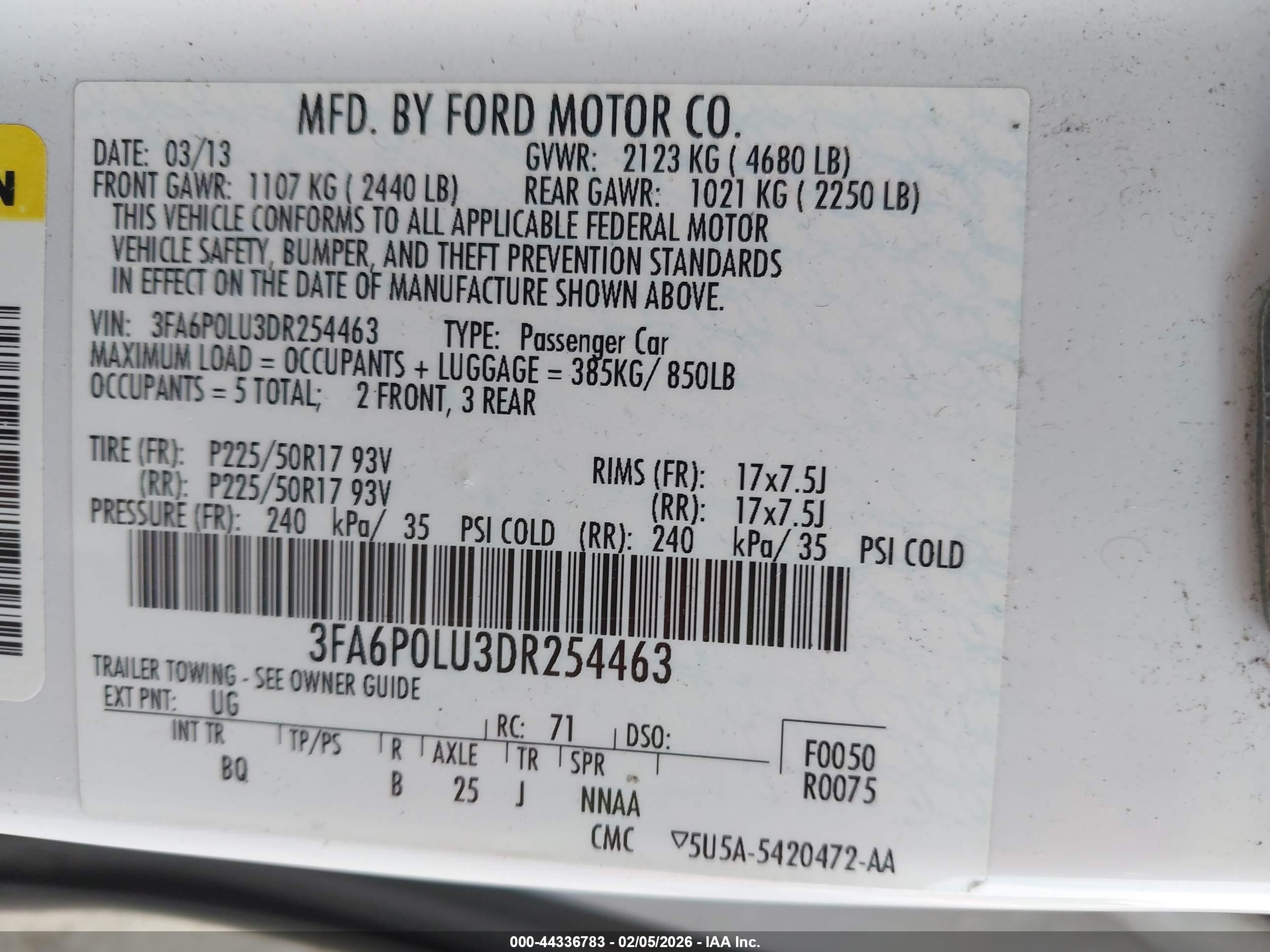 FORD FUSION image 9