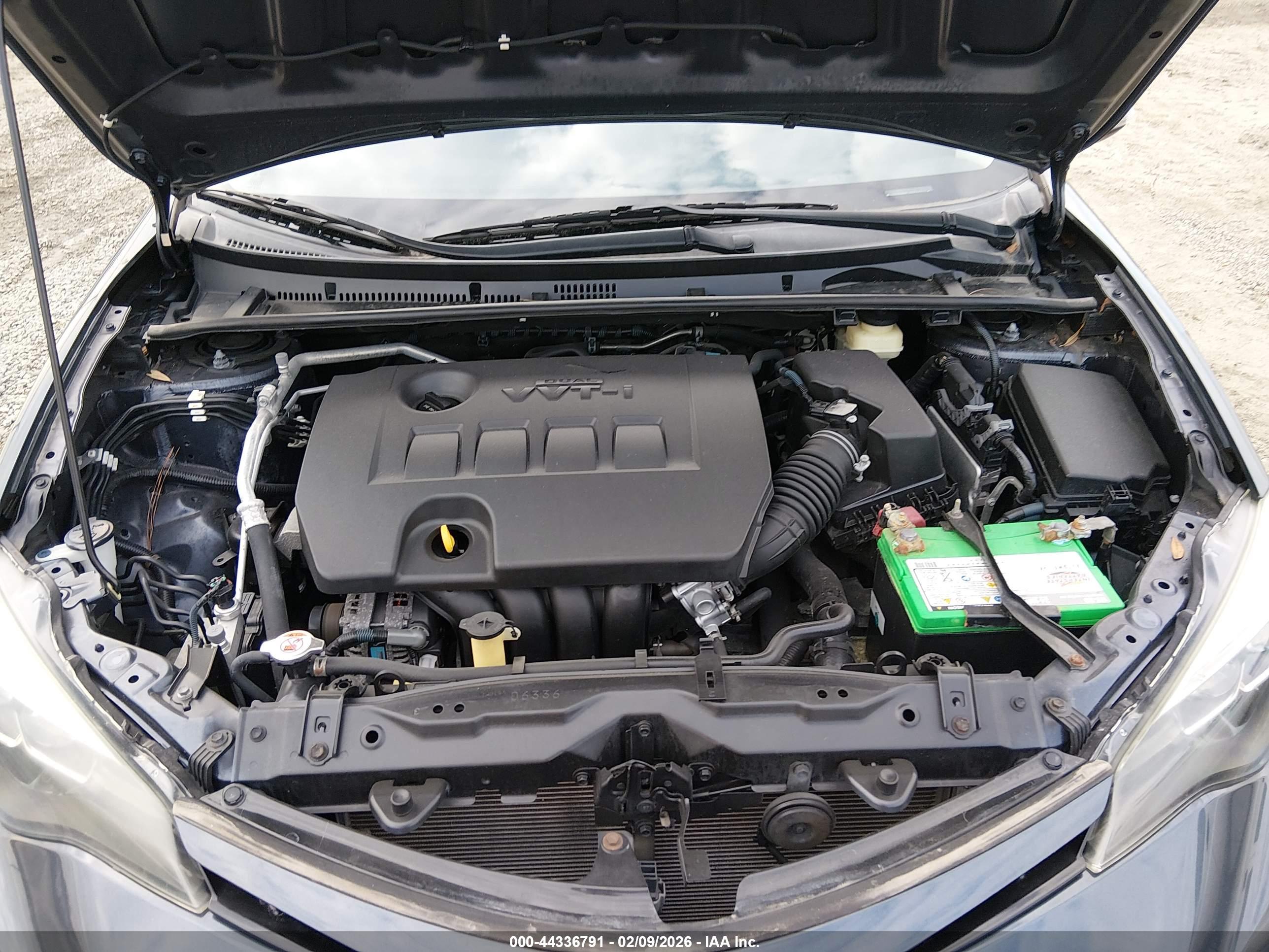 TOYOTA COROLLA image 10