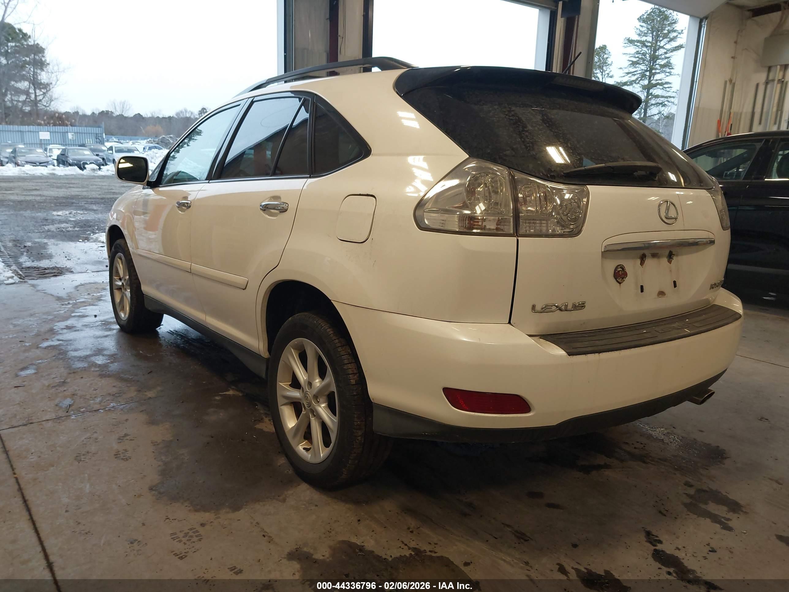 LEXUS RX image 3